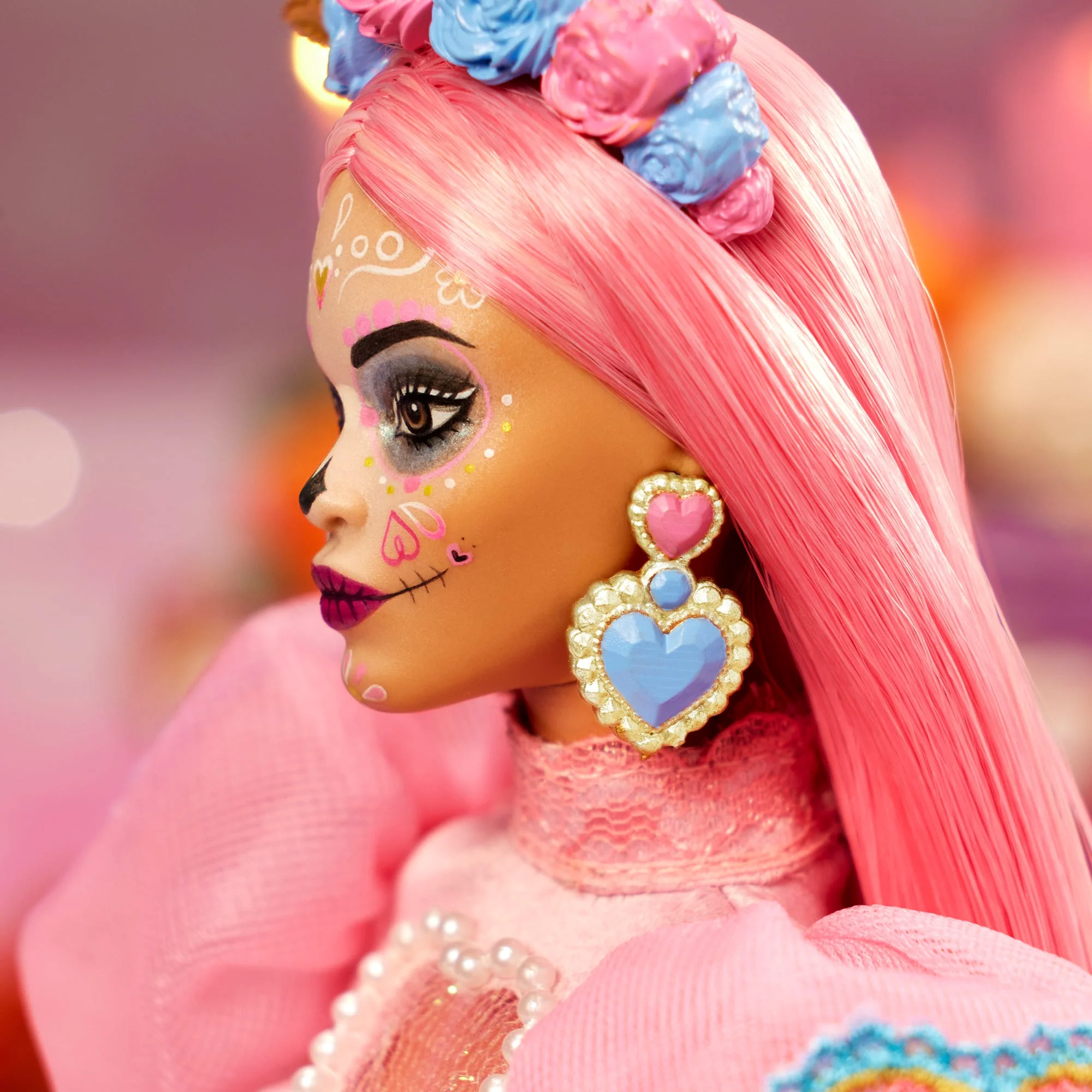 2023 DĂa De Muertos Barbie x Pink Magnolia Doll - Image 5