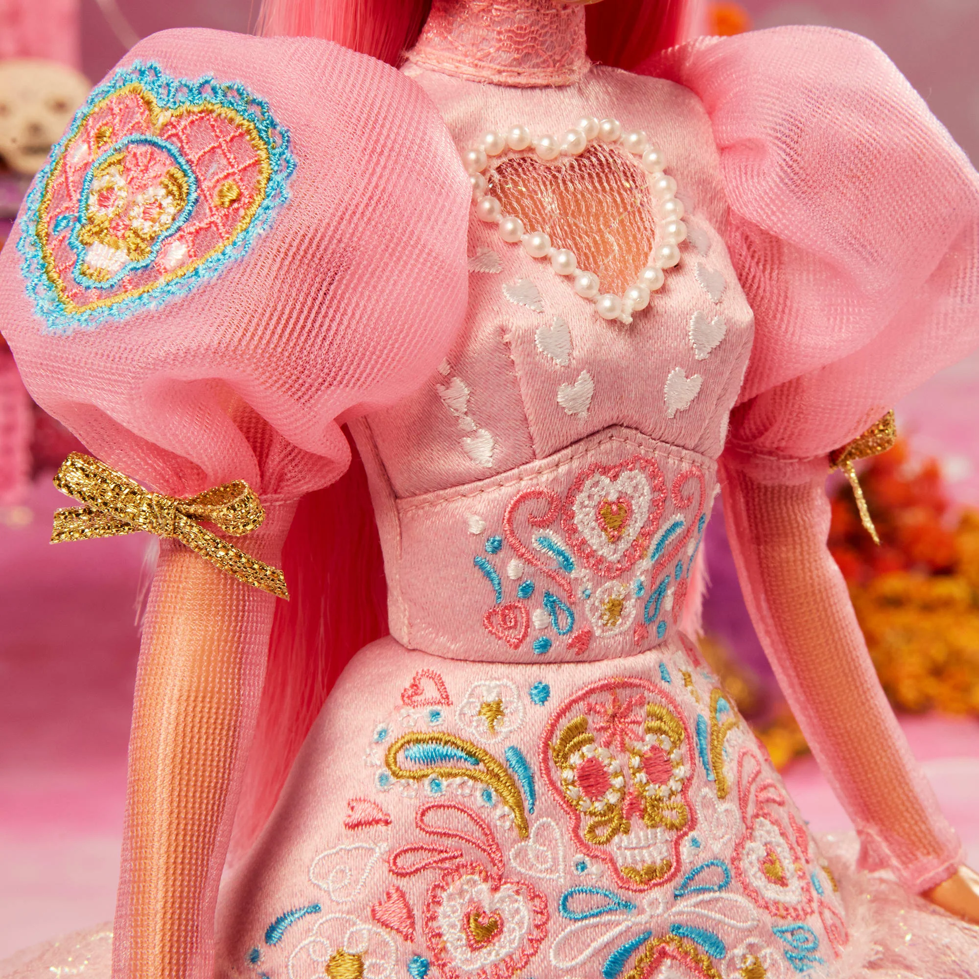2023 DĂa De Muertos Barbie x Pink Magnolia Doll - Image 7