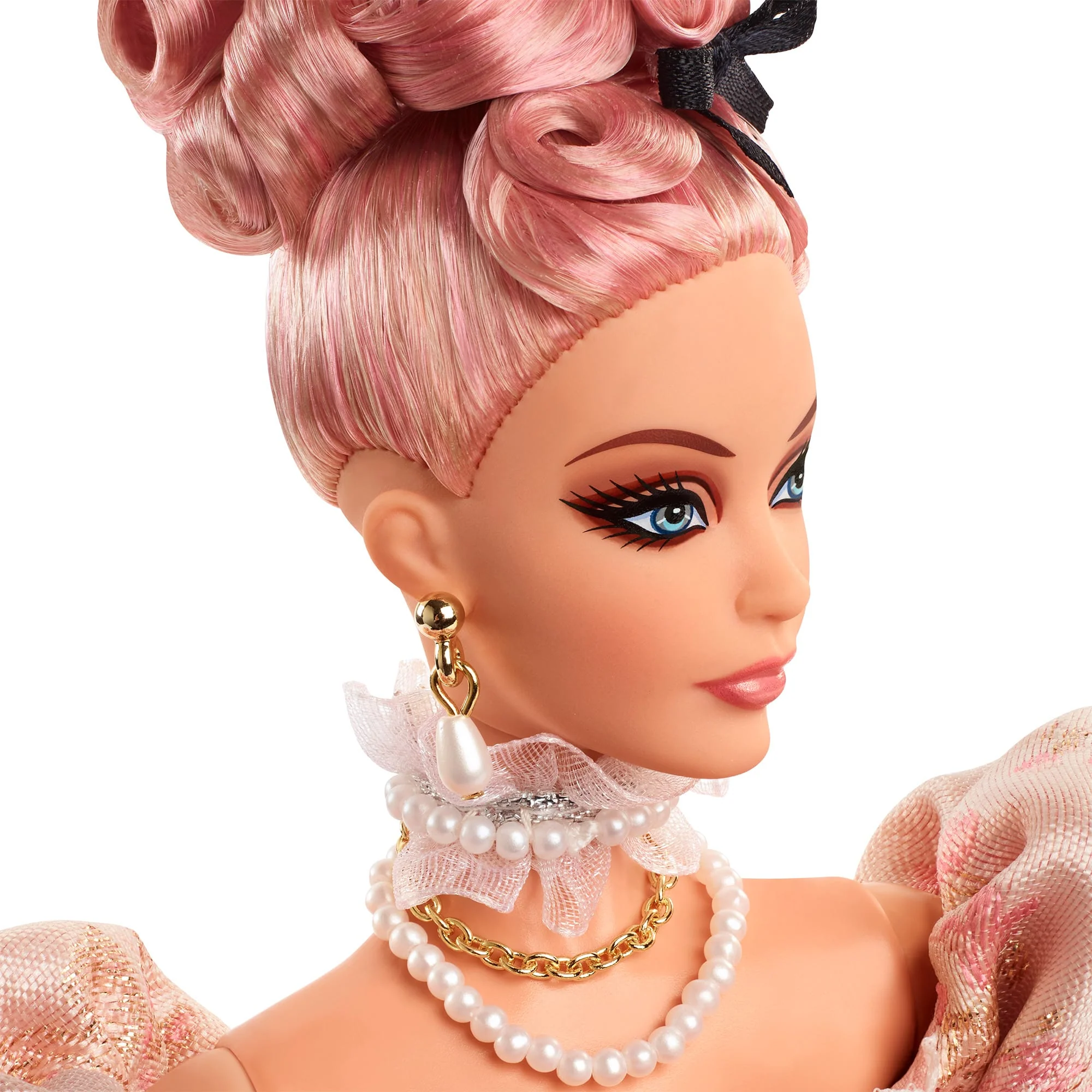 A Tribute to Fashion Barbie Doll - Image 12