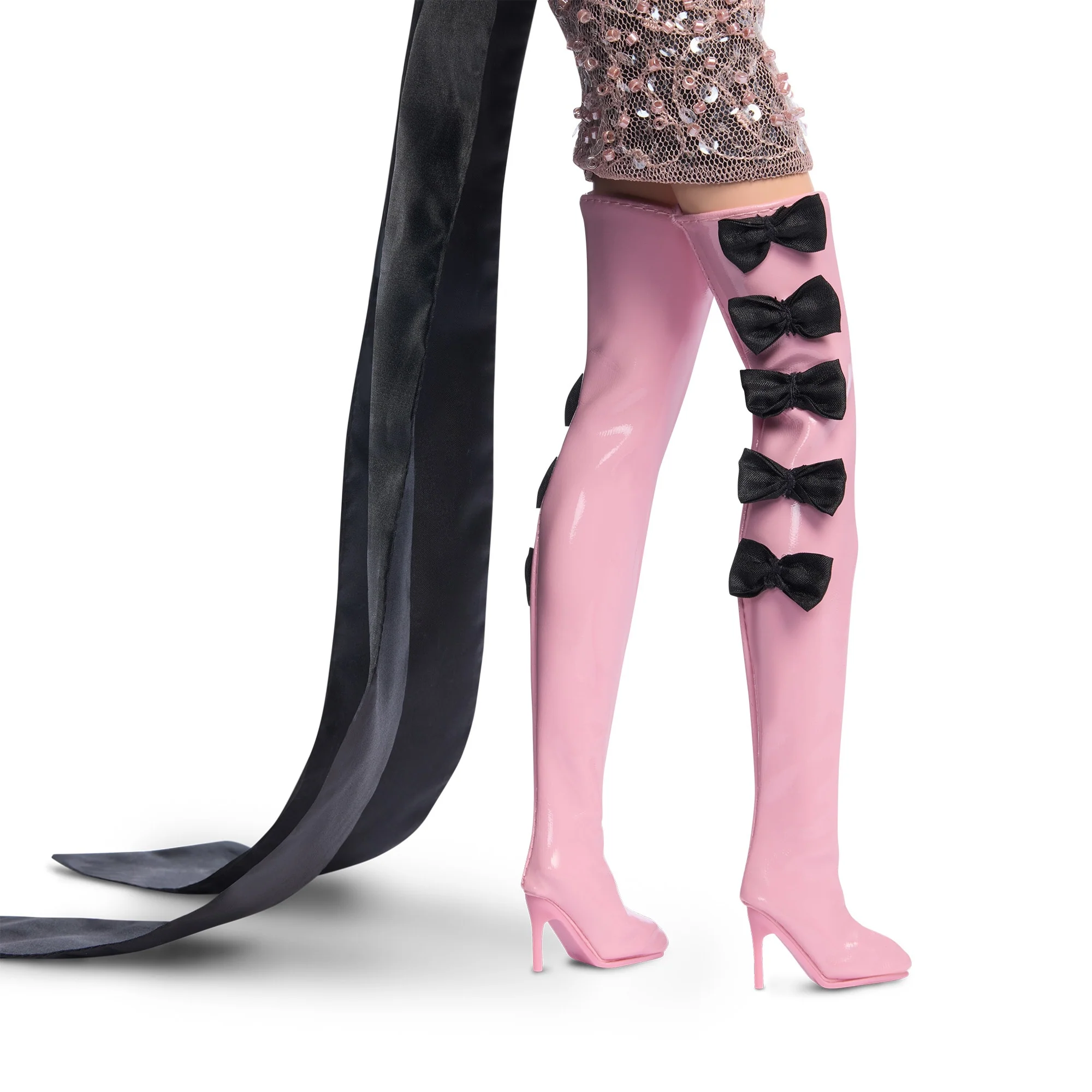 Barbie Atelier Doll #1 - Image 8