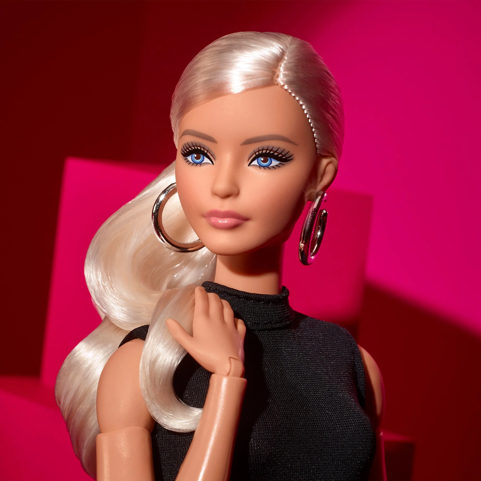 Barbie Basics 2025 Series 1, Doll 2 - Image 4