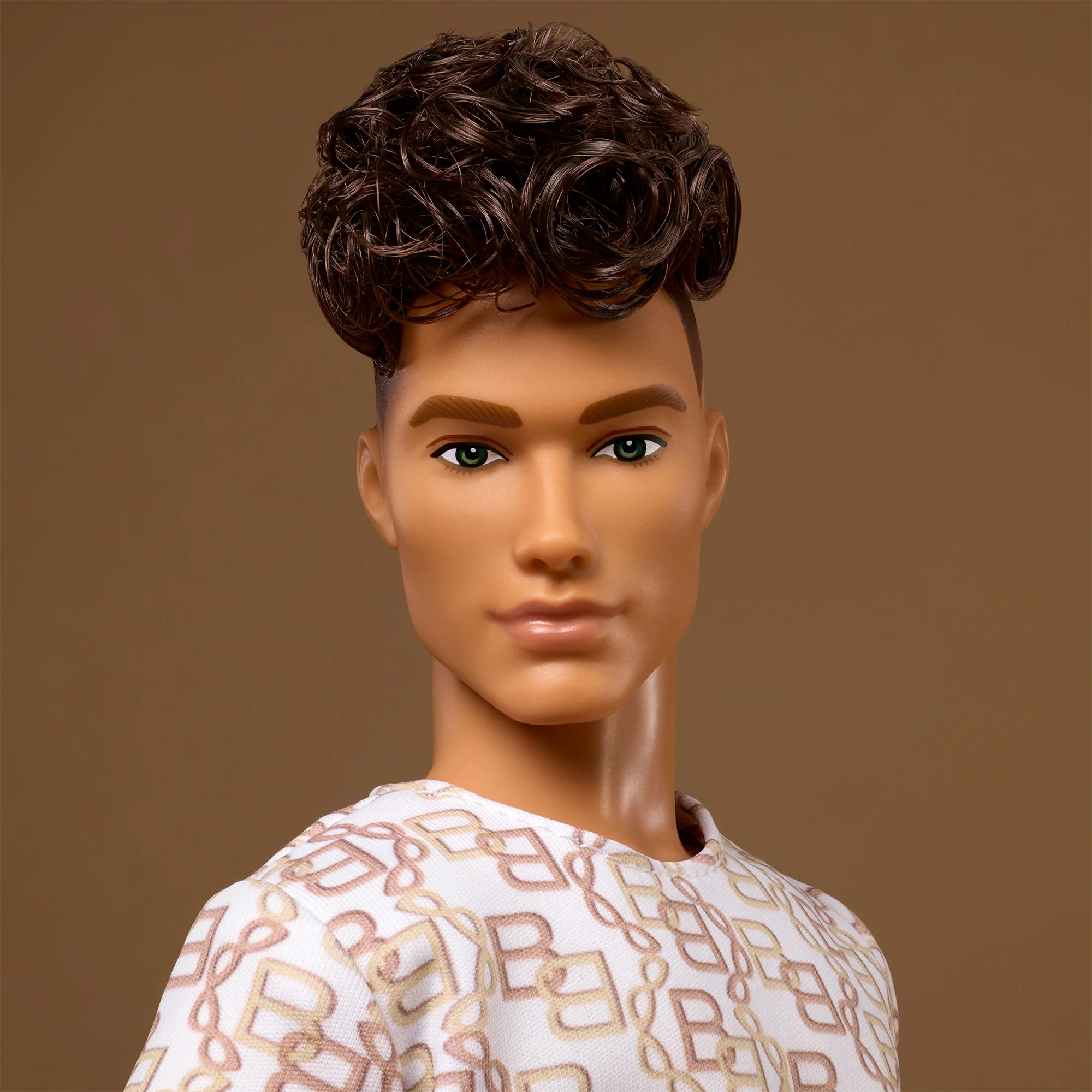 Barbie Basics 2026 Neutrals Series, Model 10 - Image 3