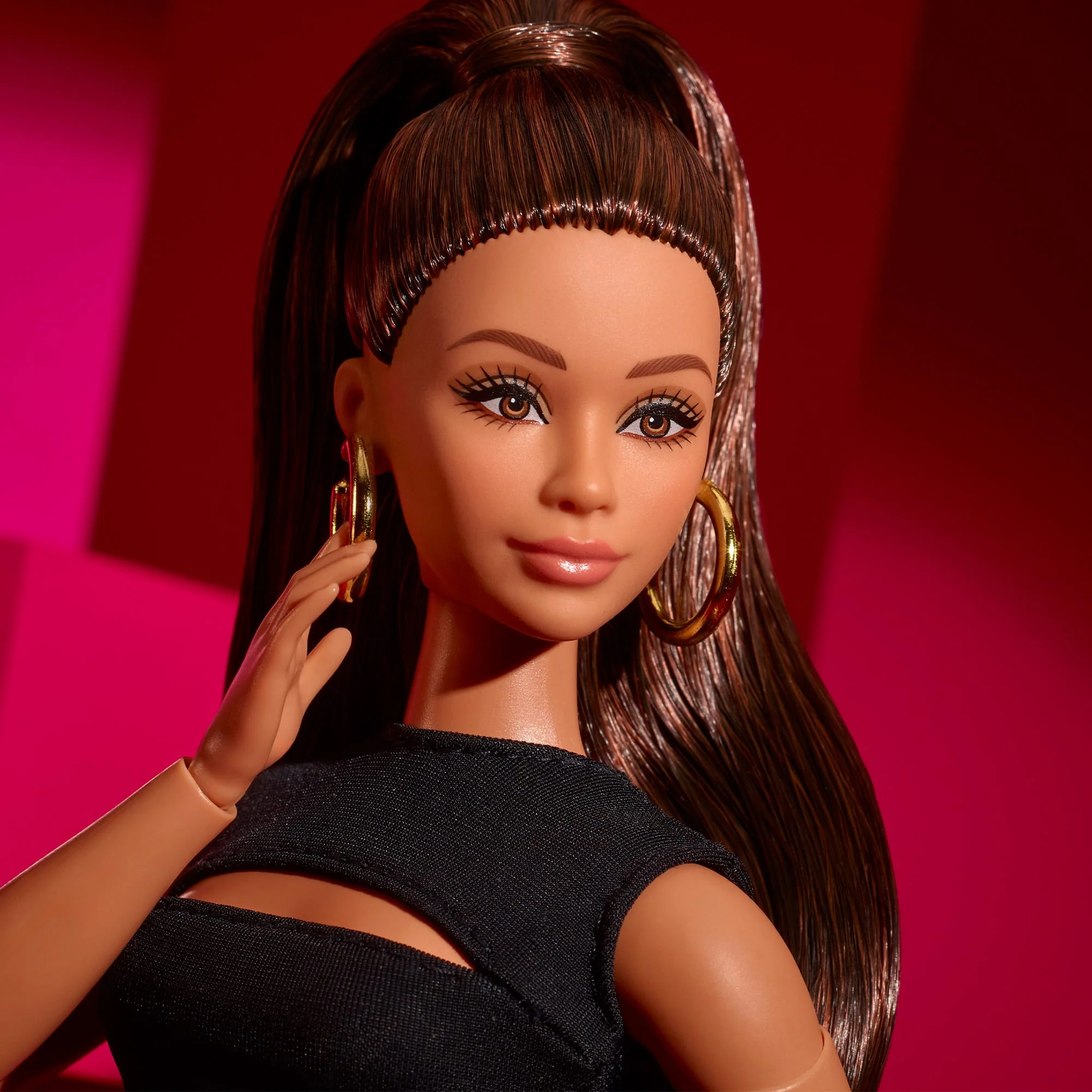 Barbie Basics 2025 Series 1, Doll 5 - Image 3