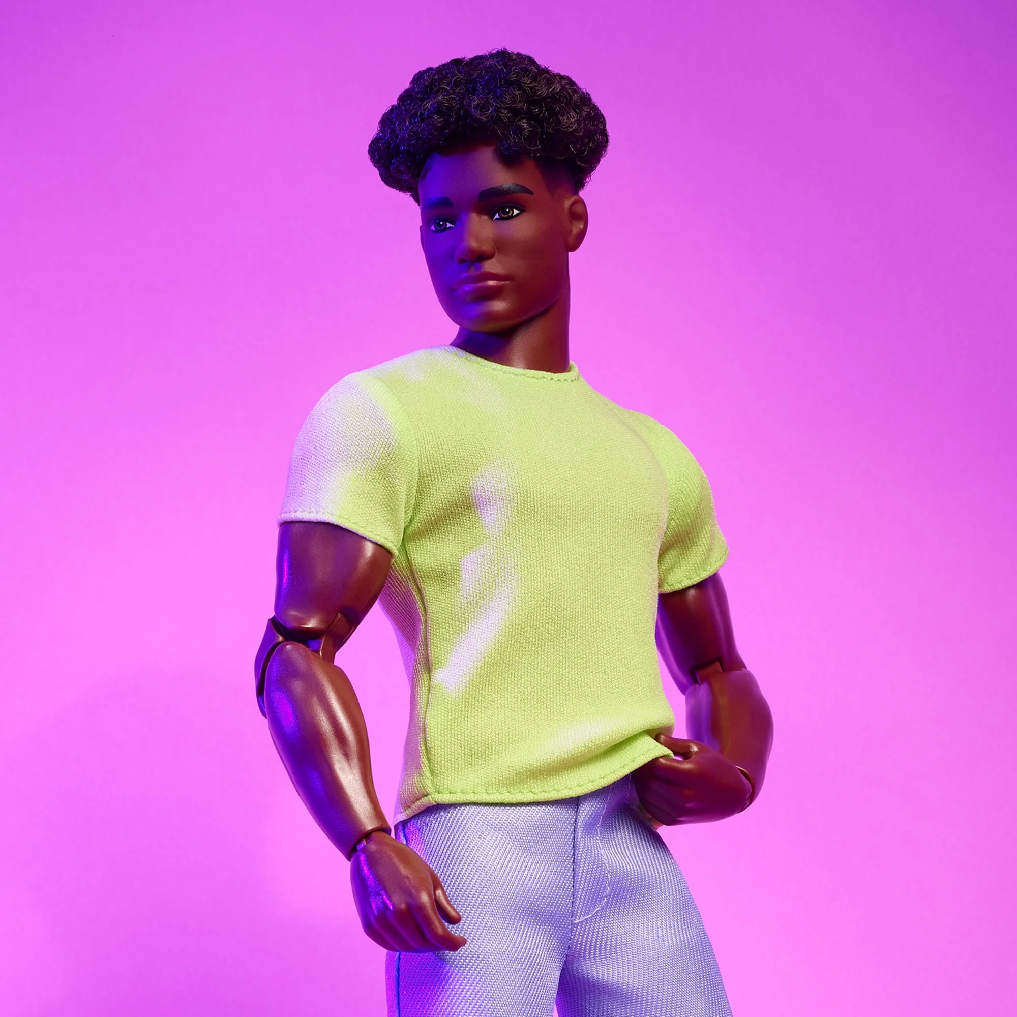 Barbie Looks Doll #25 (Buff Body Ken, Short Black Hair) - Image 4