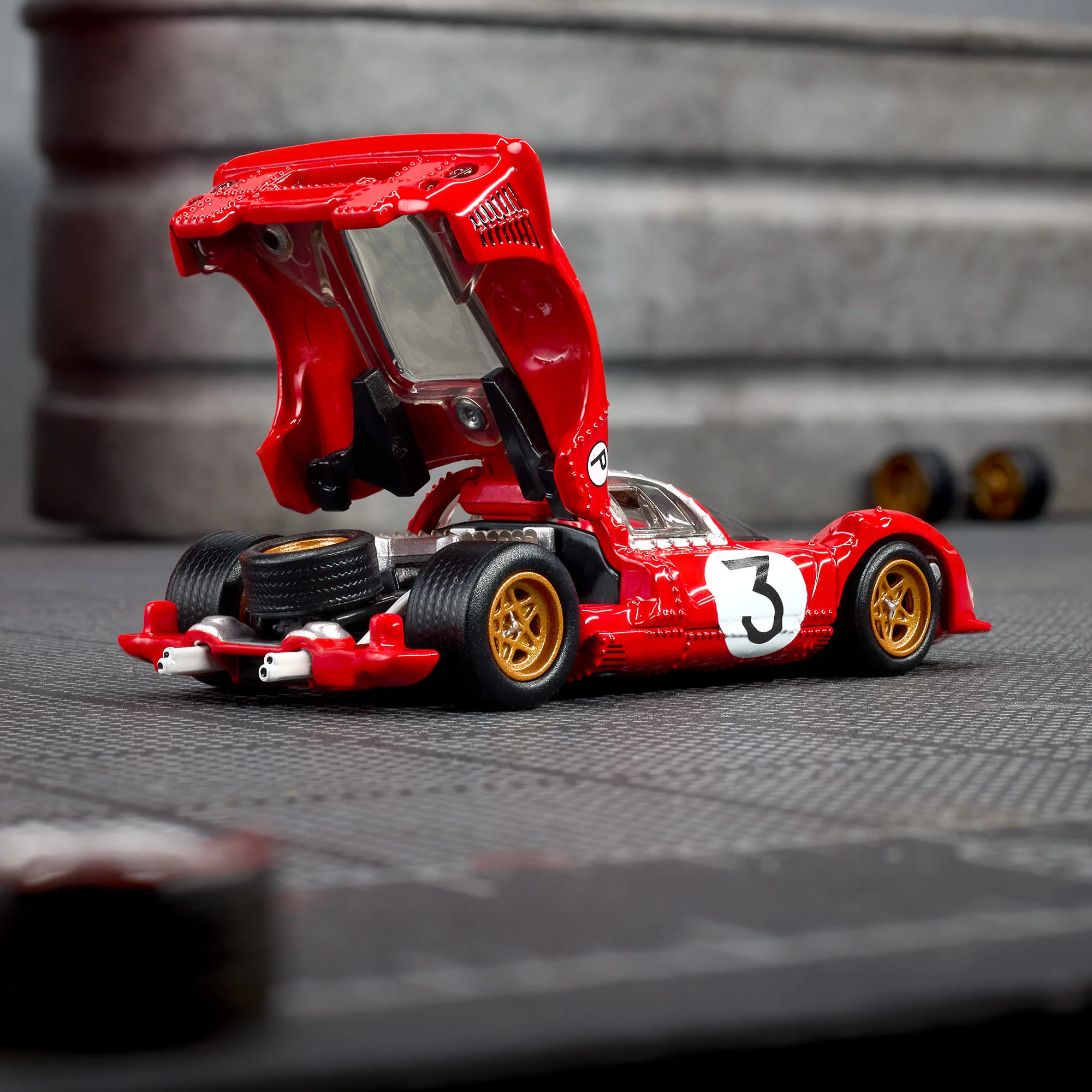 Hot Wheels Elite 64 1967 Ferrari 330 P4 - Image 4