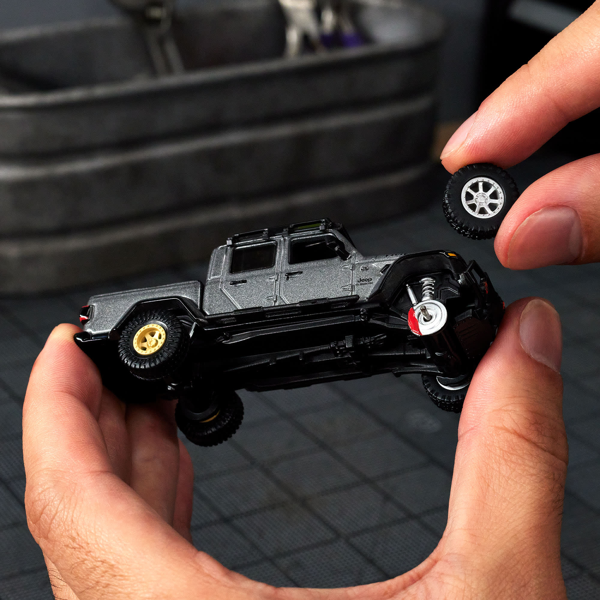 Hot Wheels Elite 64 Mod Shop ’24 Jeep Gladiator - Image 17