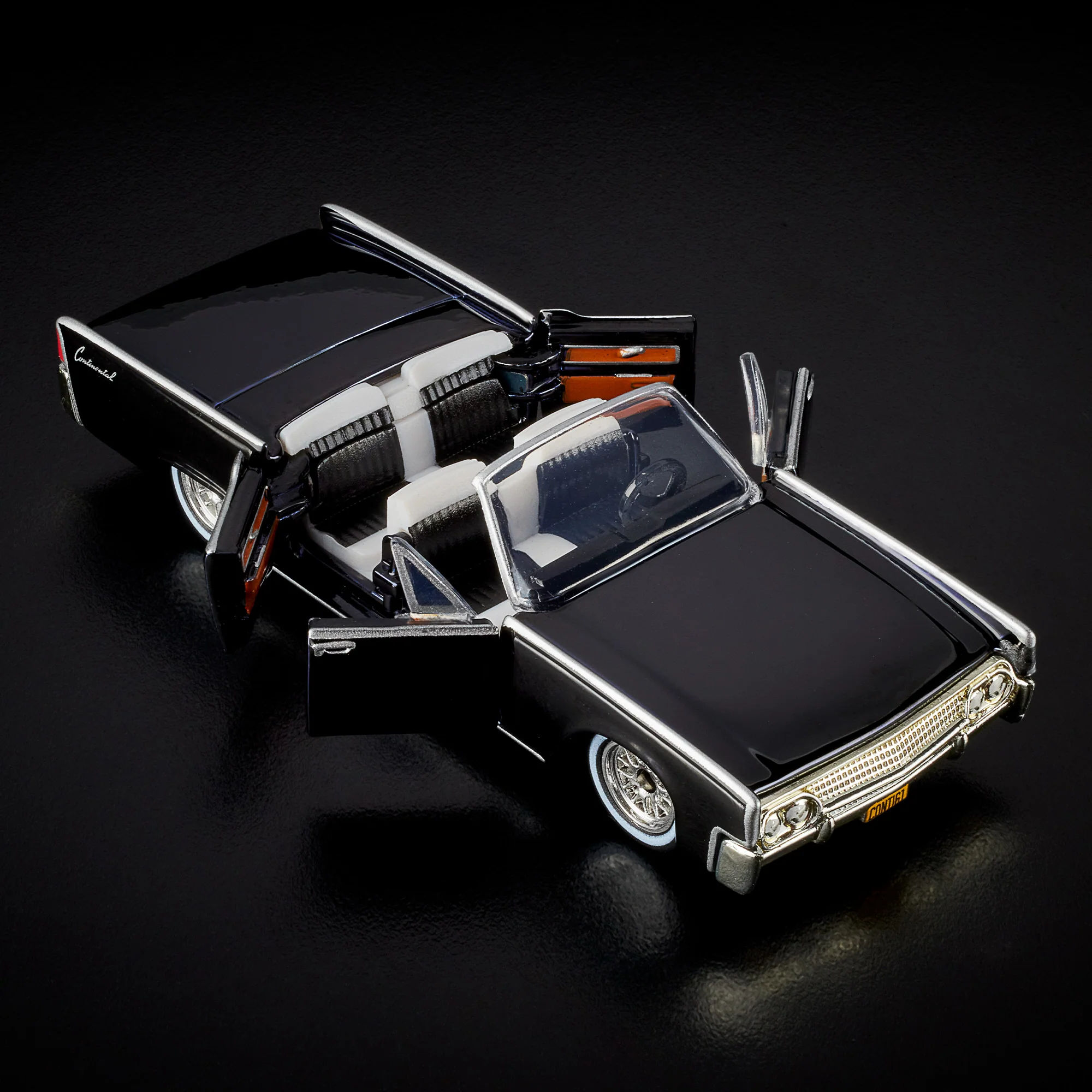 Hot Wheels RLC Exclusive ’61 Lincoln Continental - Image 12