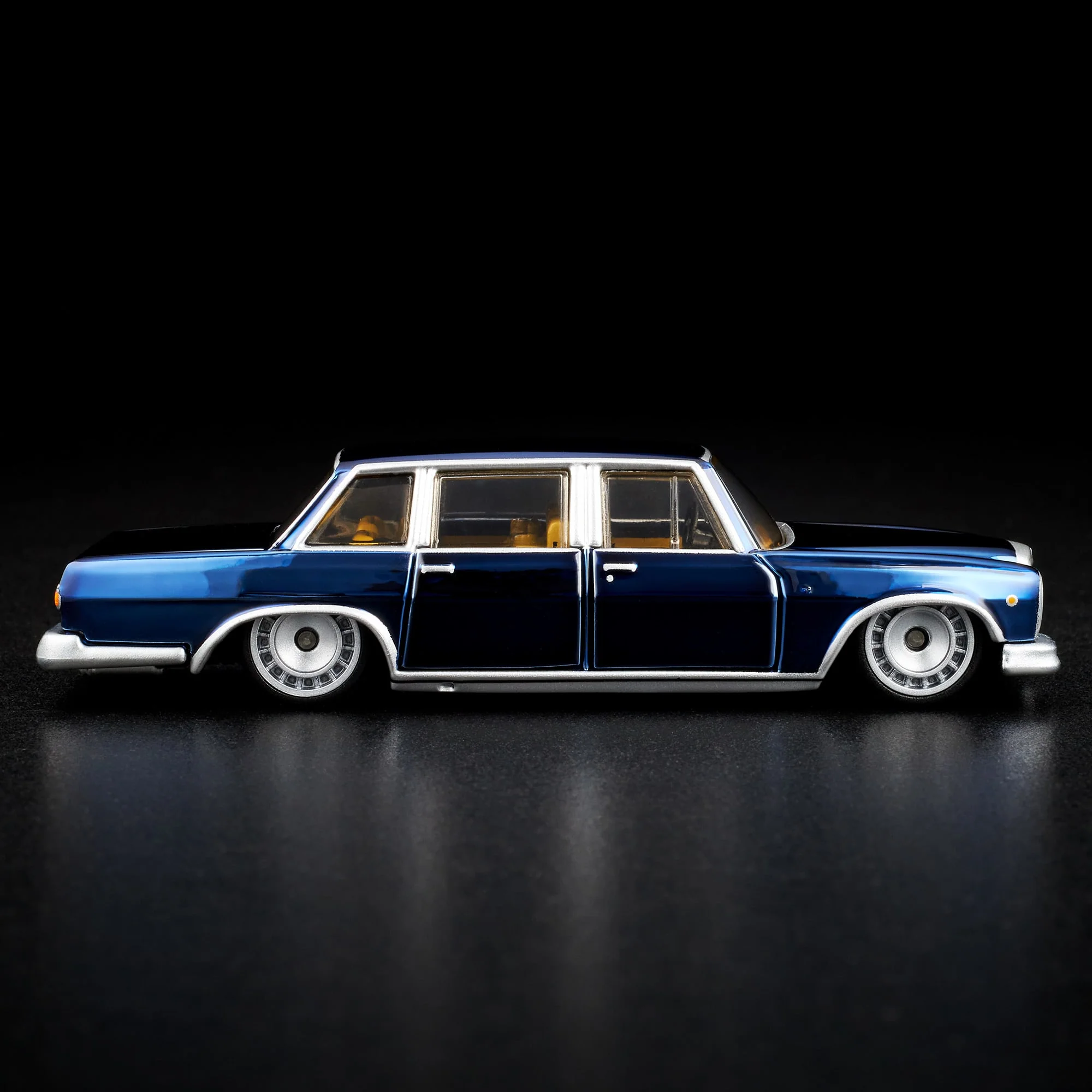 RLC Exclusive 1964 Mercedes-Benz 600 - Image 11