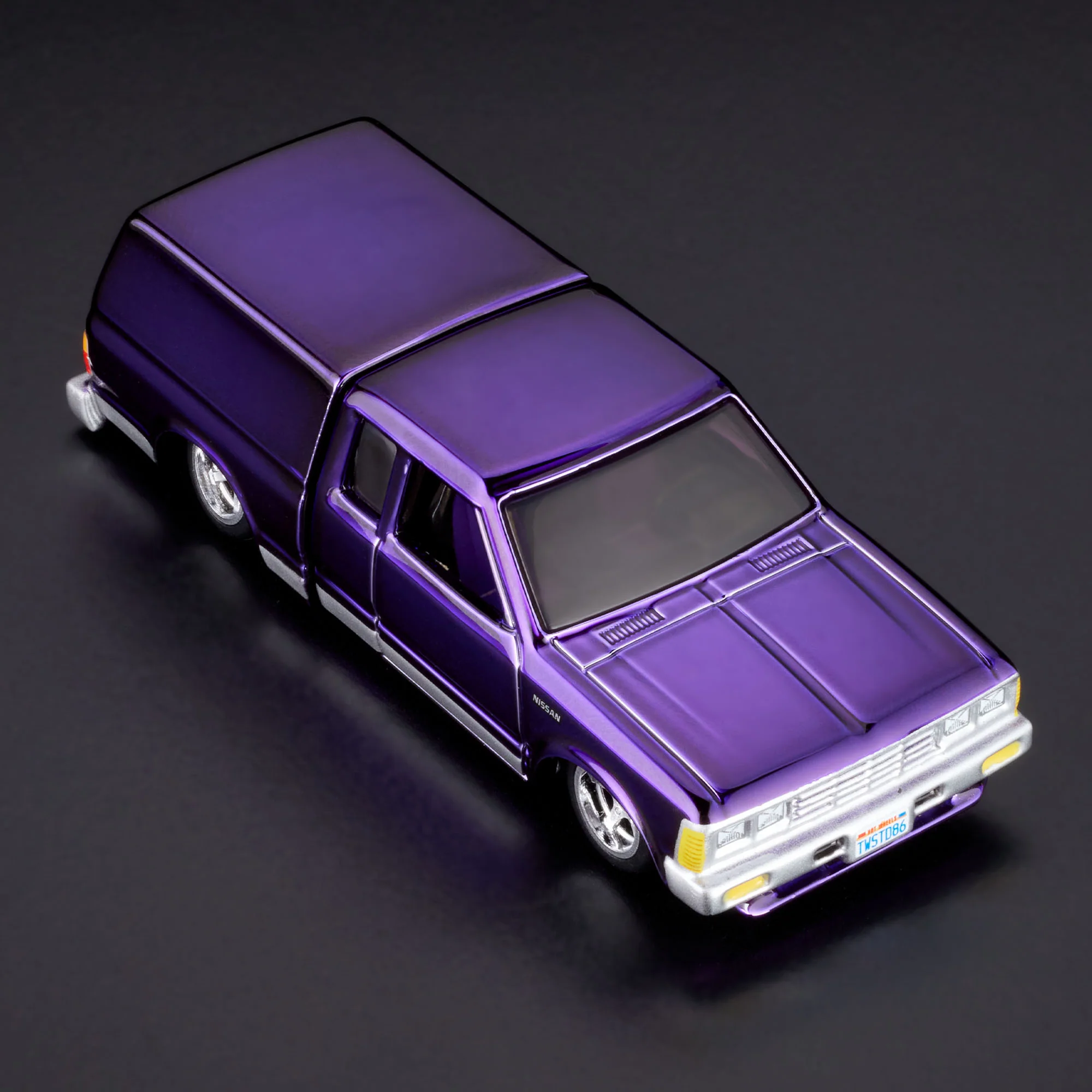 Hot Wheels RLC 1986 Nissan 720 King Cab - Image 13