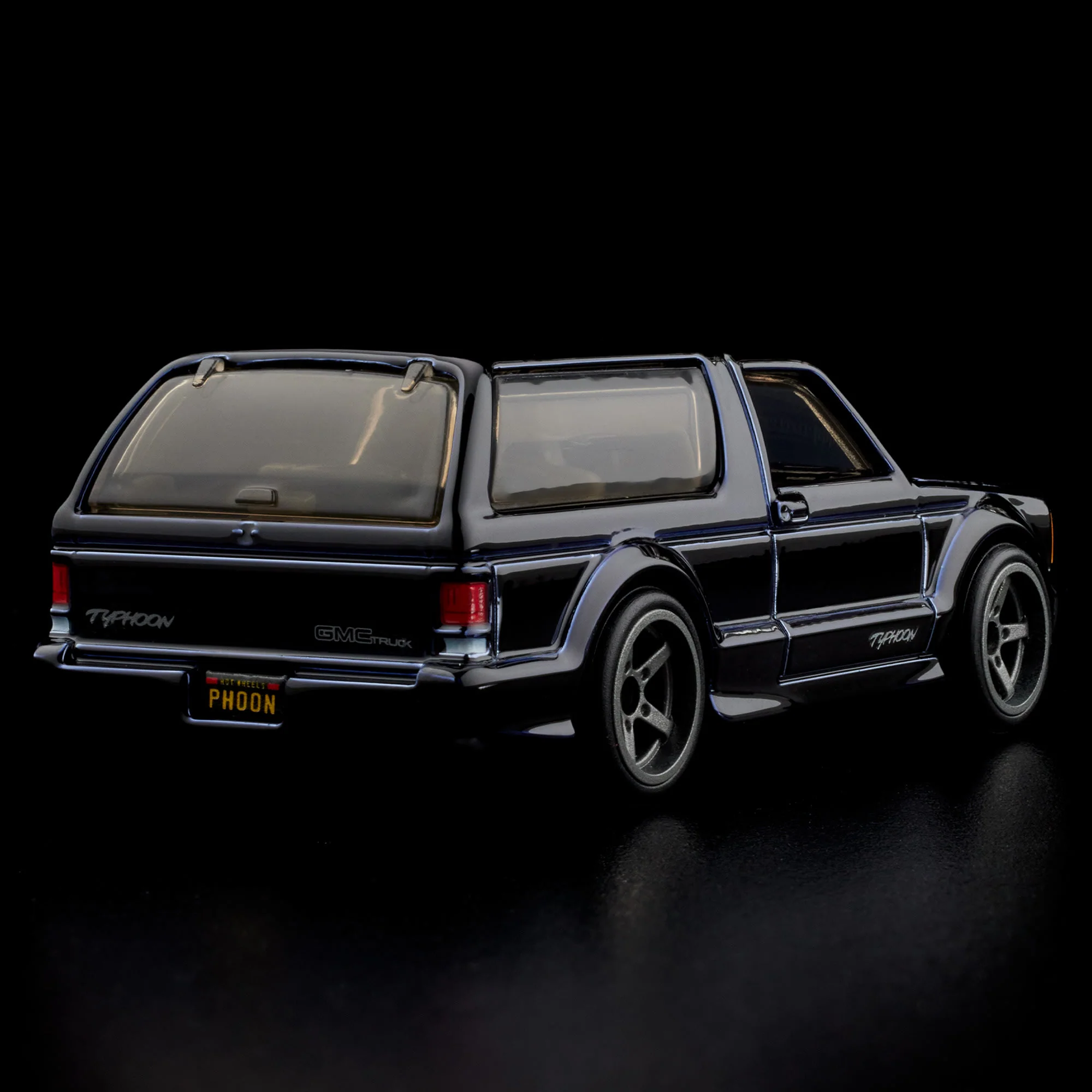 RLC Exclusive 1992 GMC Typhoon - Image 6