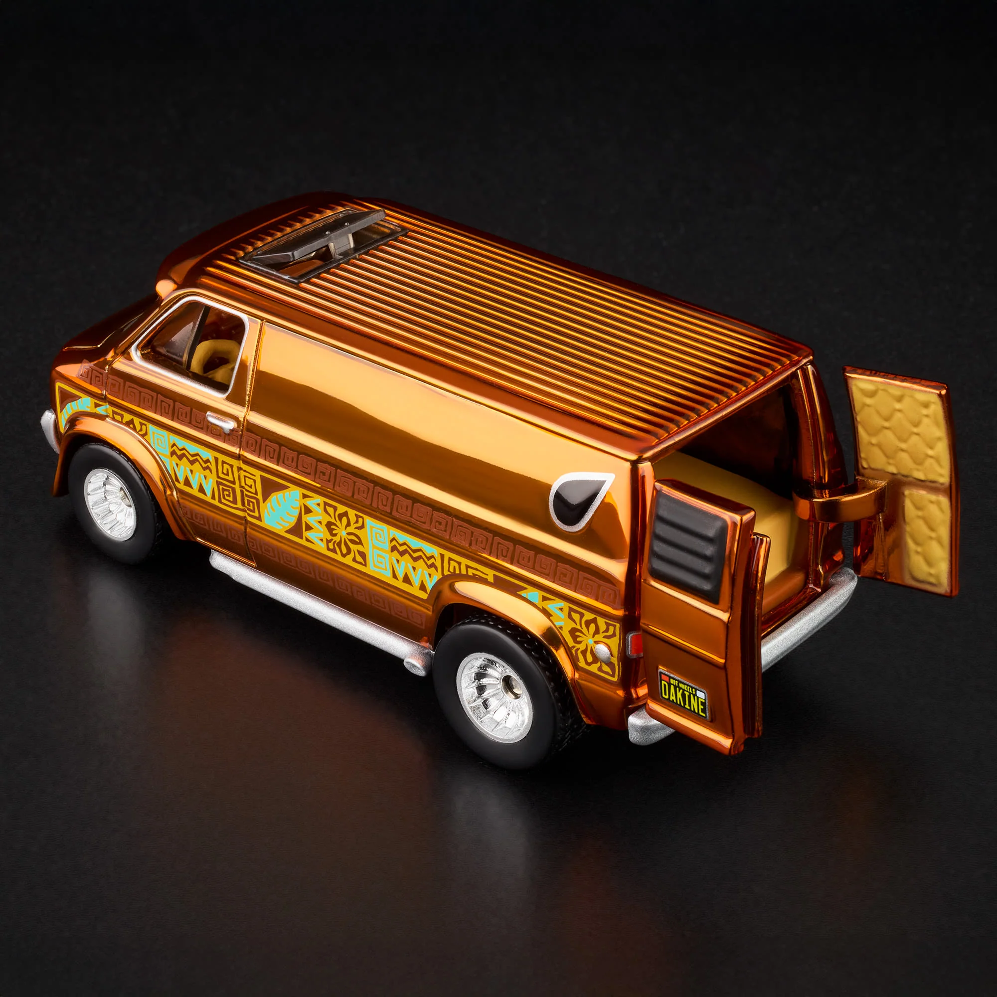 RLC Exclusive ‘70s Dodge Tradesman Van - Image 14