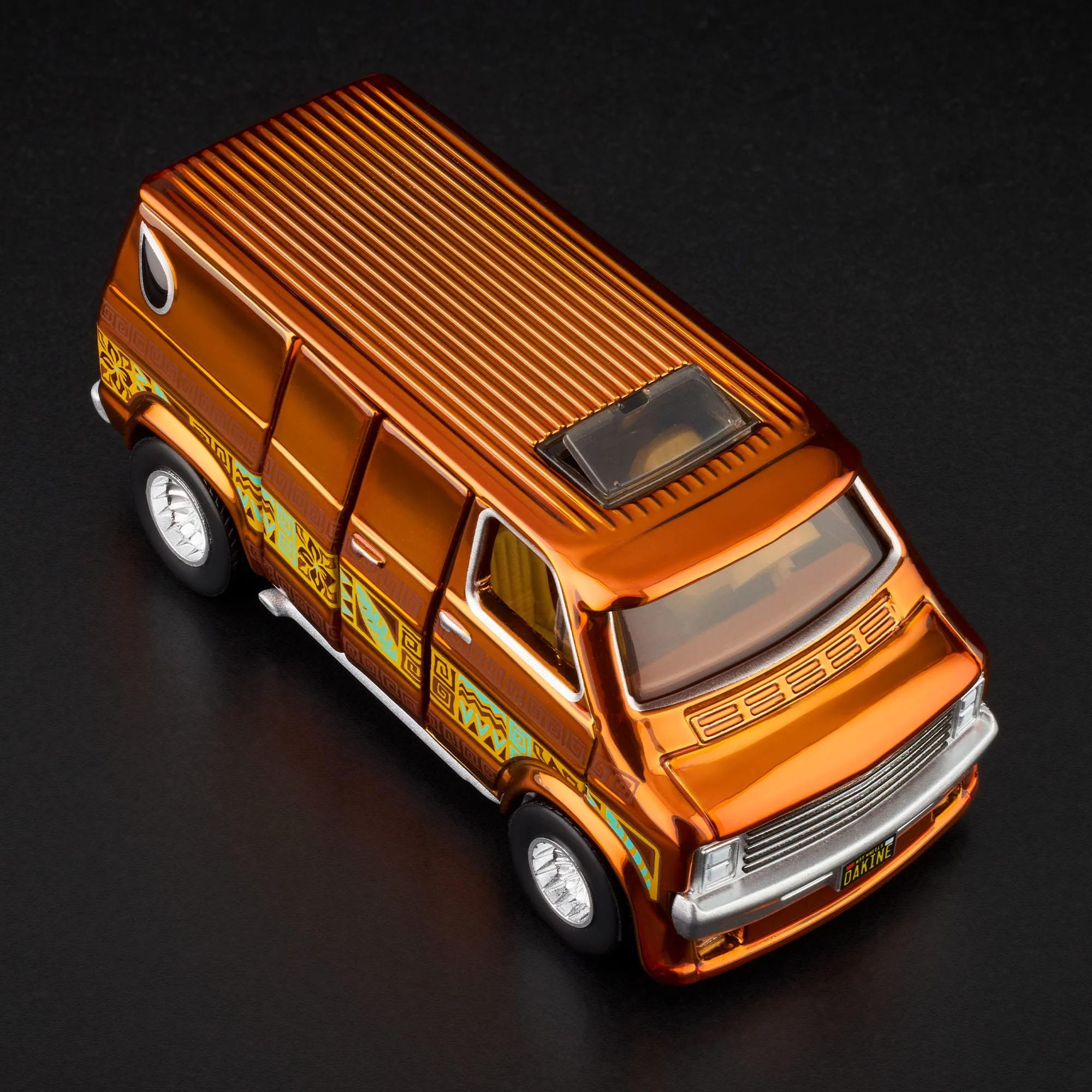 RLC Exclusive ‘70s Dodge Tradesman Van - Image 17