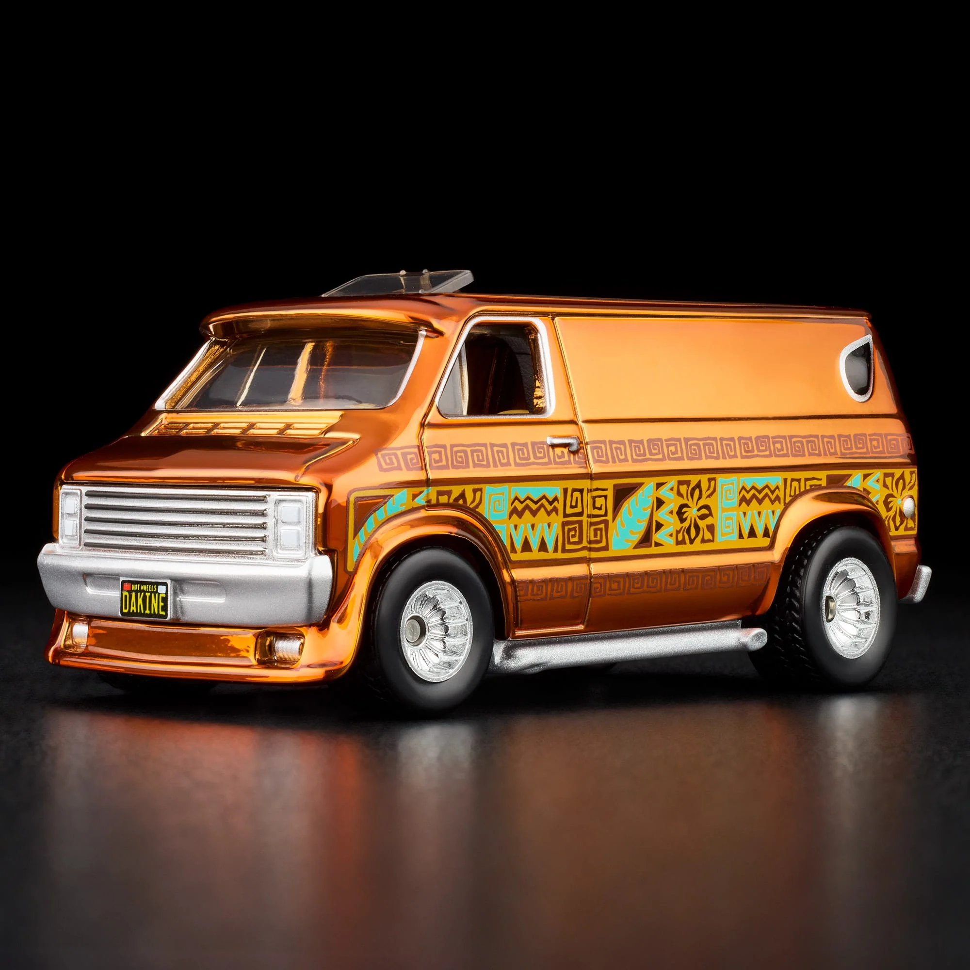 RLC Exclusive ‘70s Dodge Tradesman Van - Image 3