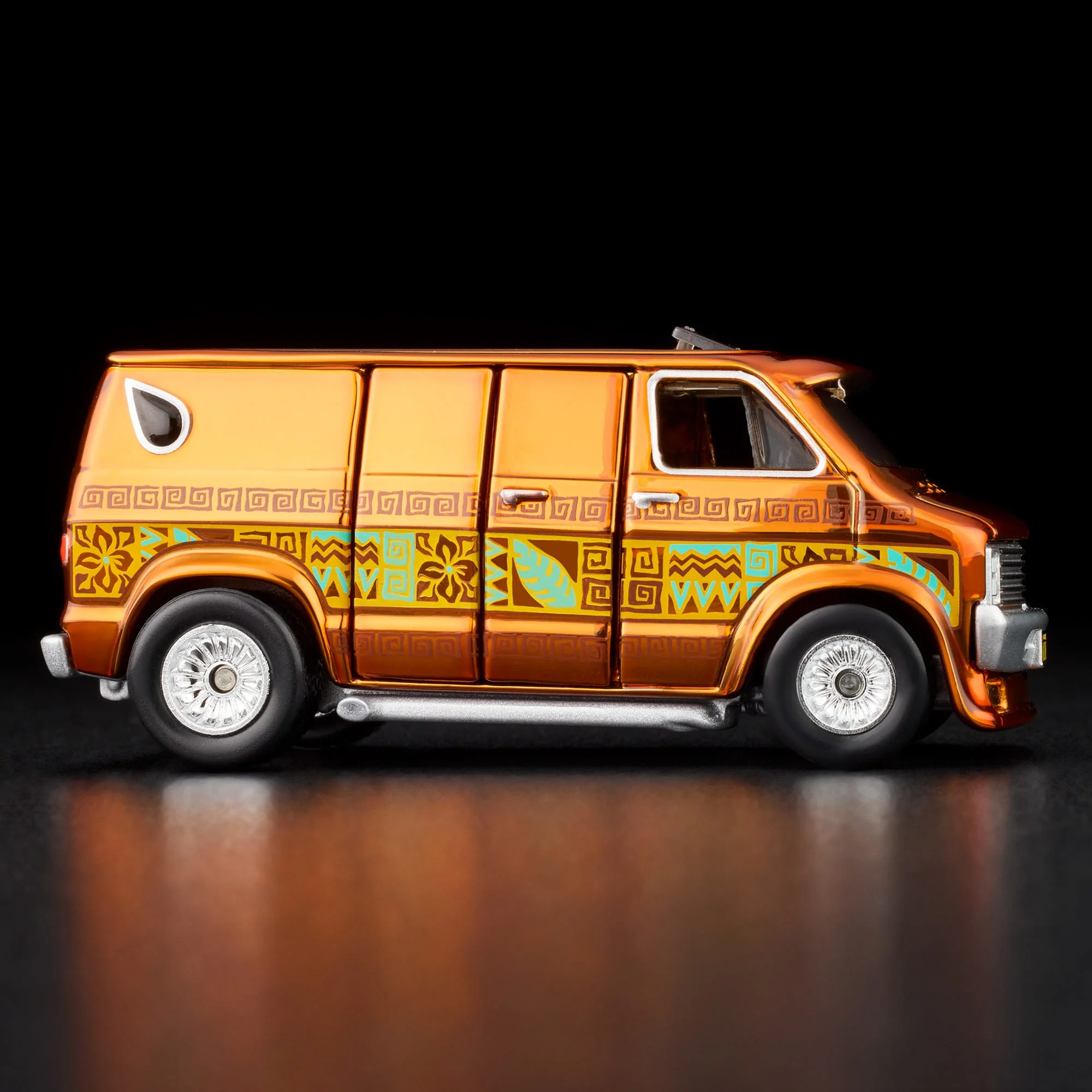 RLC Exclusive ‘70s Dodge Tradesman Van - Image 7