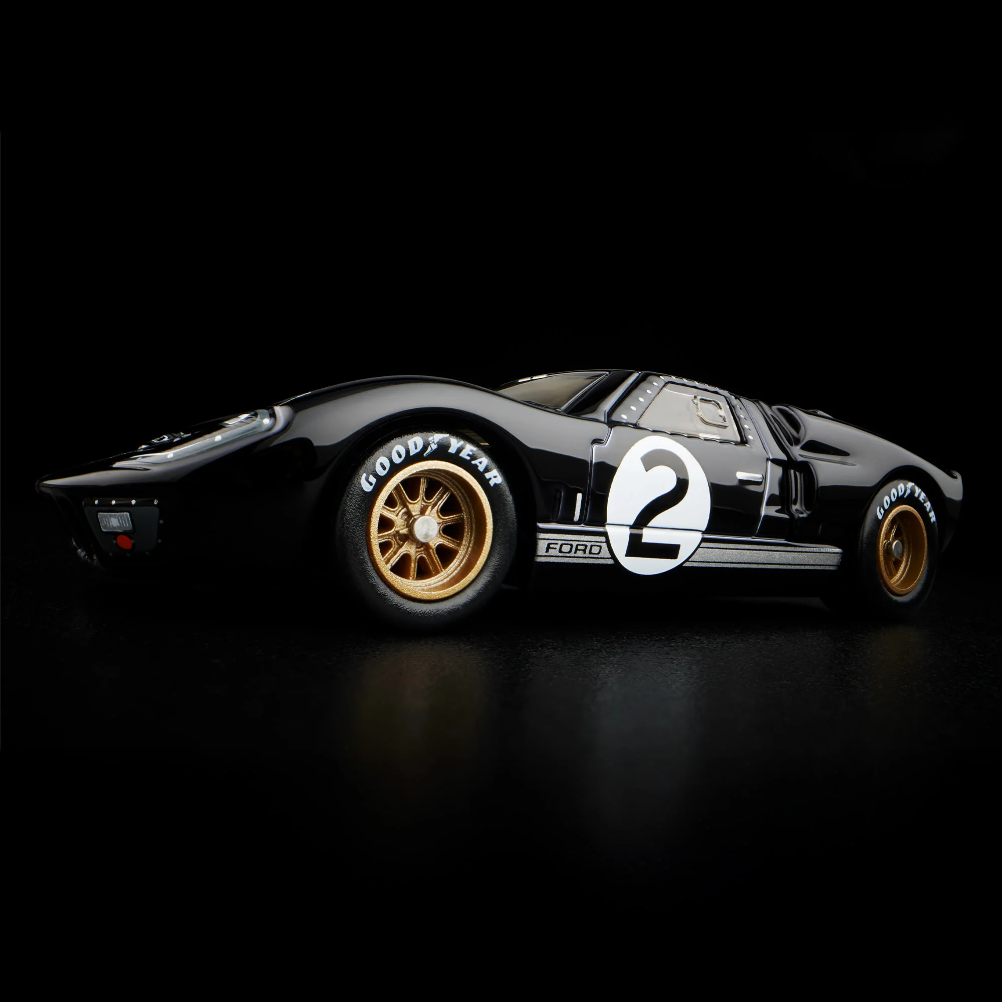 RLC Exclusive Ford GT40 MkII - Image 12