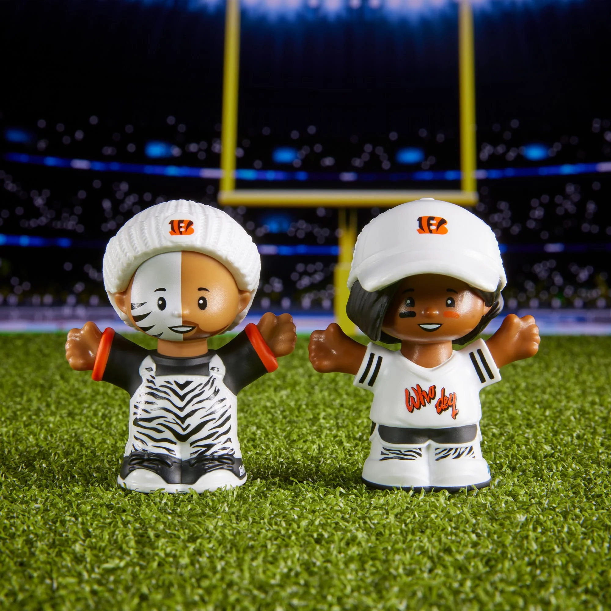Little People Collector Cincinnati Bengals Alternate Jersey Figure Set - Image 4