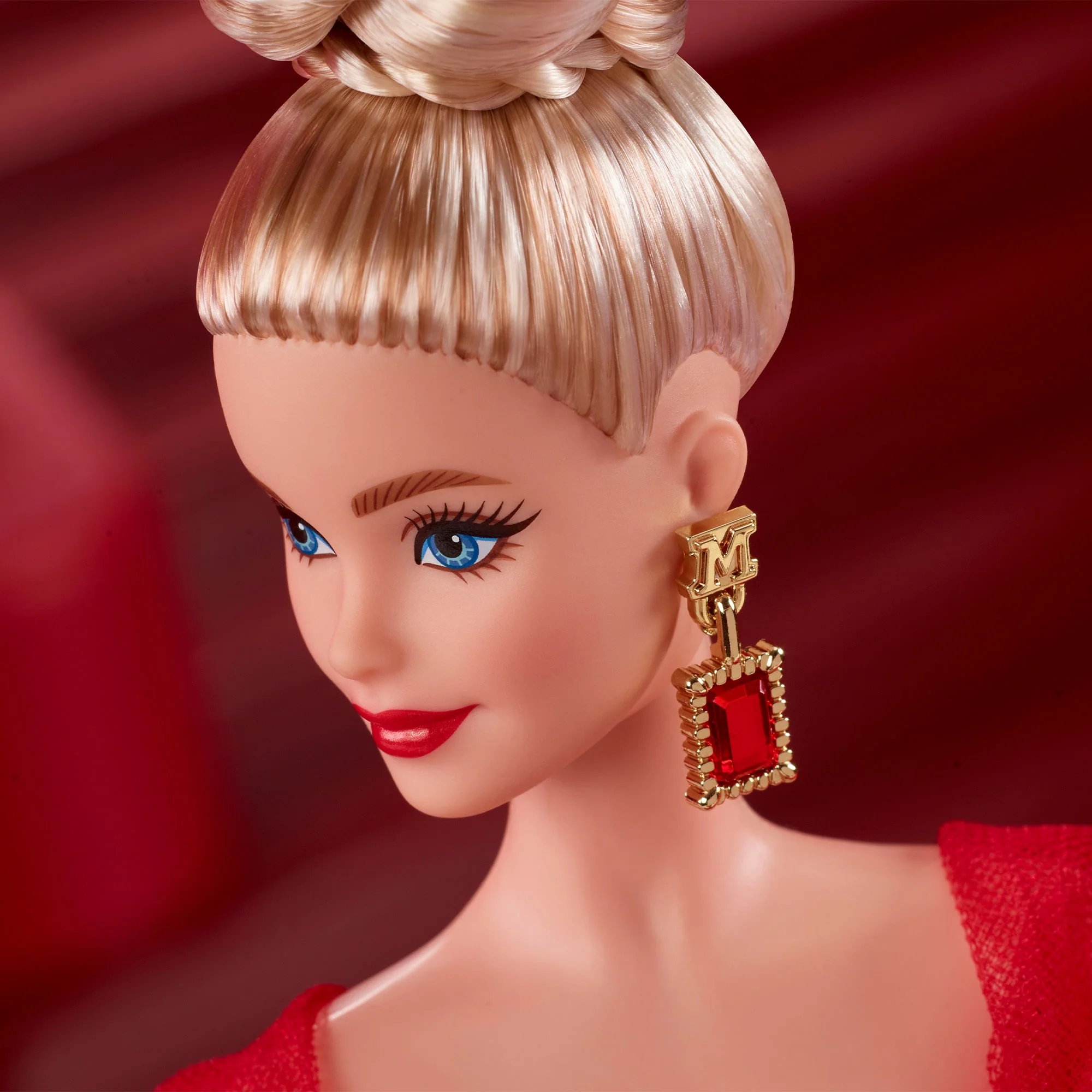 Barbie Mattel 80th Anniversary Doll – Blonde - Image 3