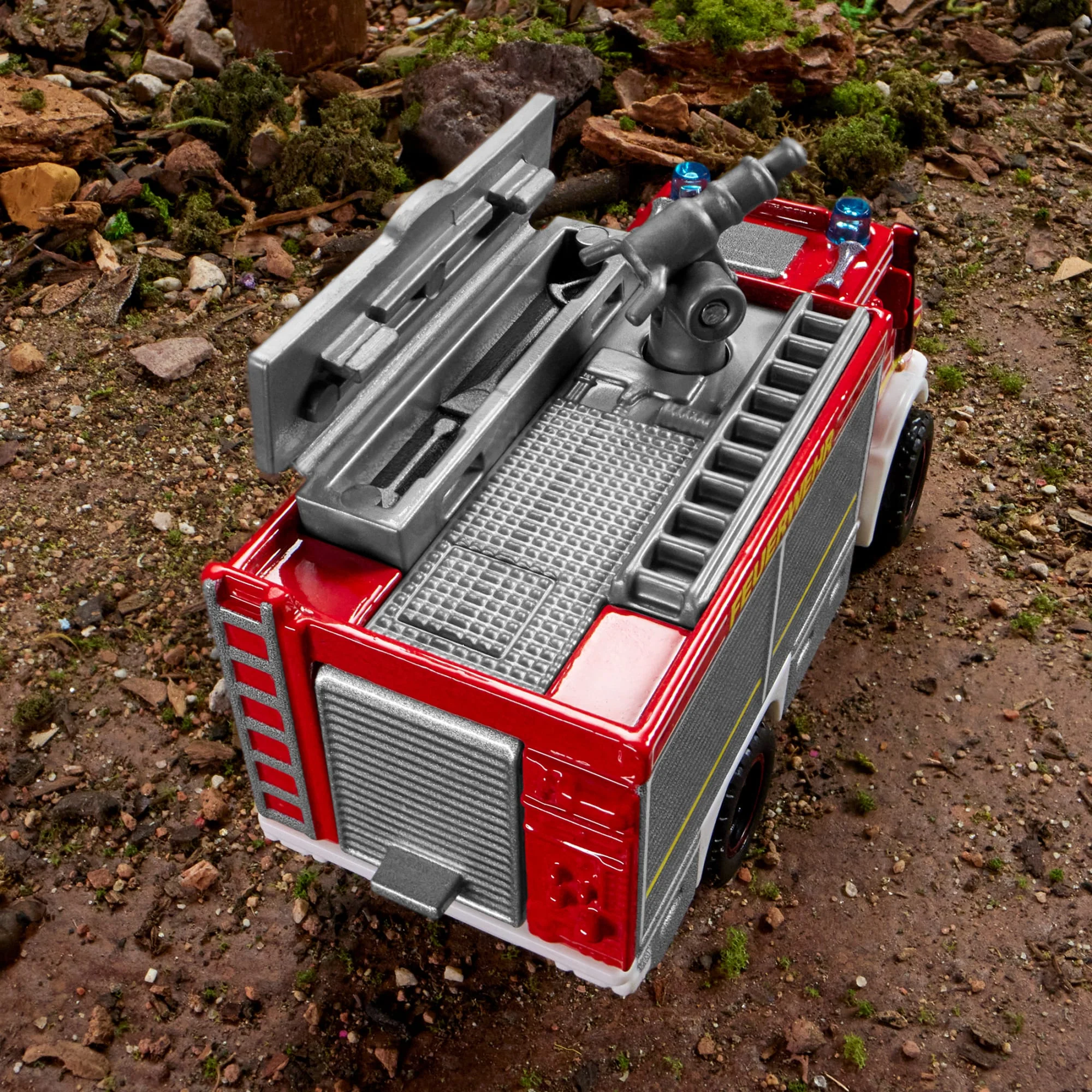 Matchbox Collectors Mercedes-Benz Unimog Fire Truck - Image 13