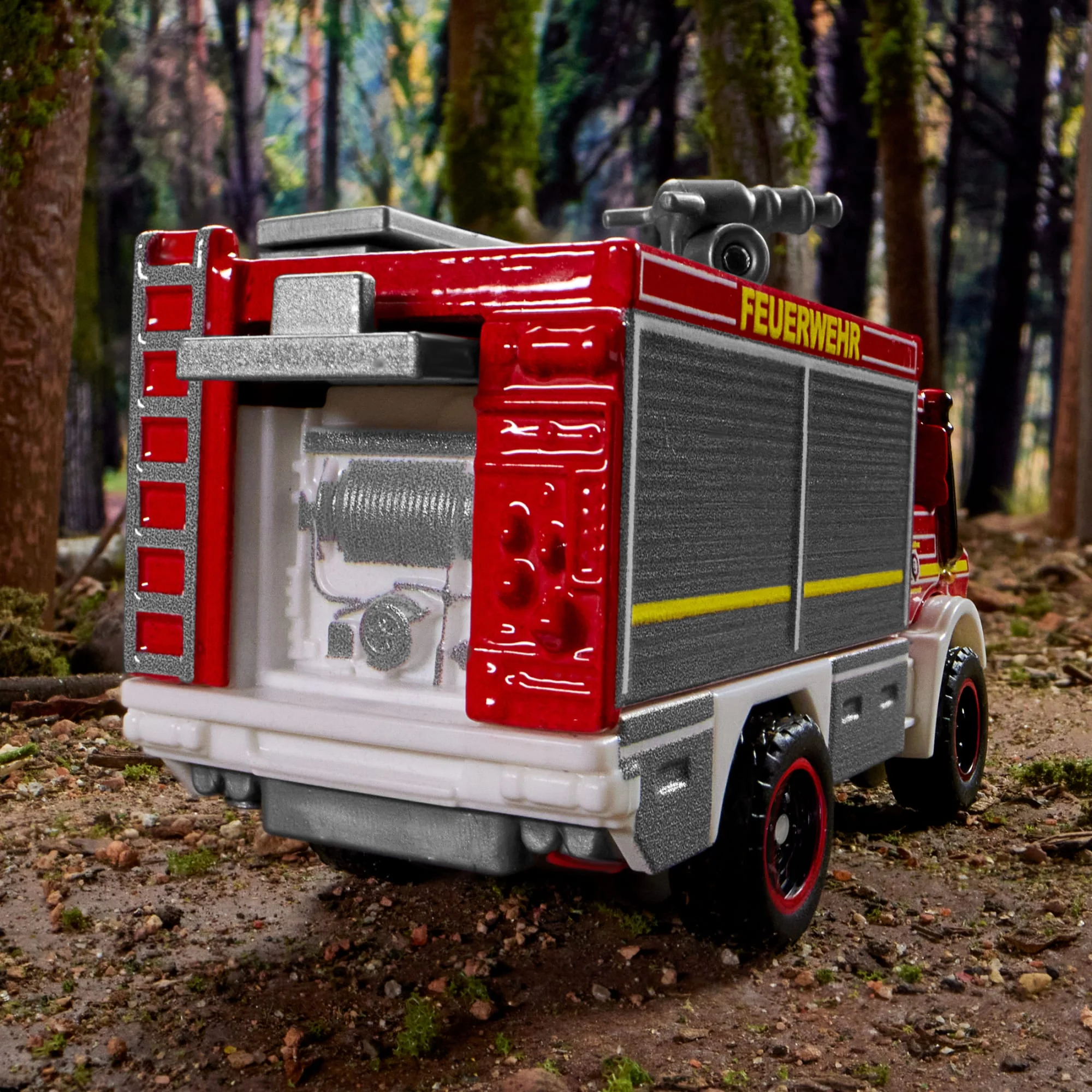 Matchbox Collectors Mercedes-Benz Unimog Fire Truck - Image 14