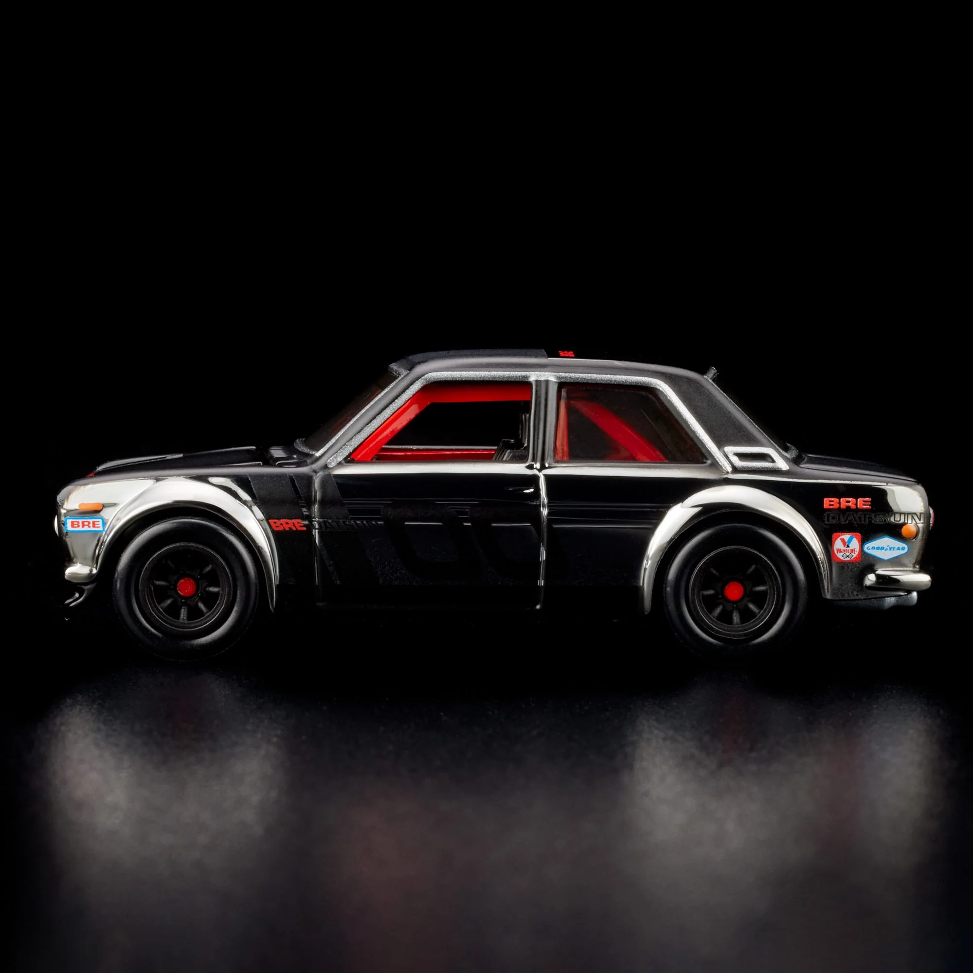 Hot Wheels RLC '71 Datsun 510 - Image 11