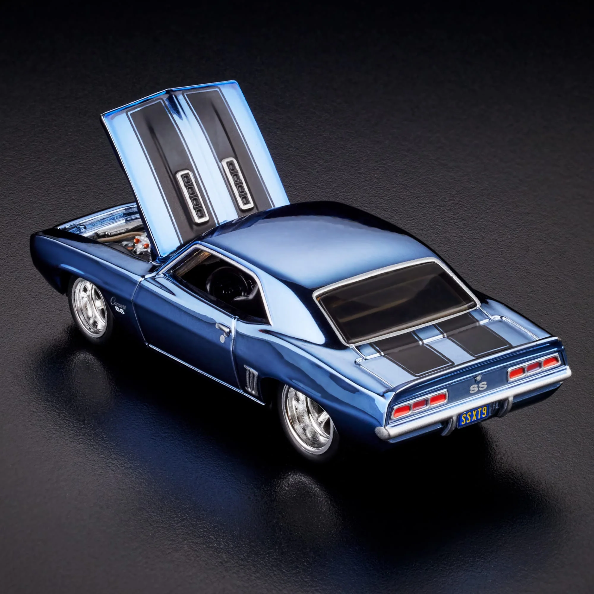 RLC Exclusive 1969 Chevy Camaro SS - Image 9