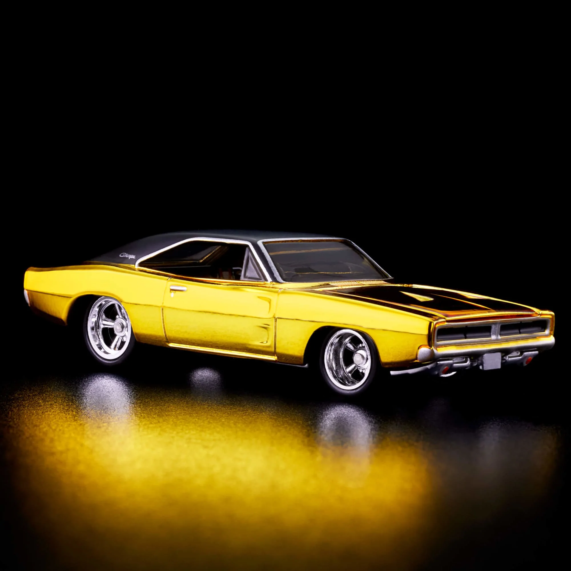 RLC Exclusive 1969 Dodge Charger R/T - Image 2
