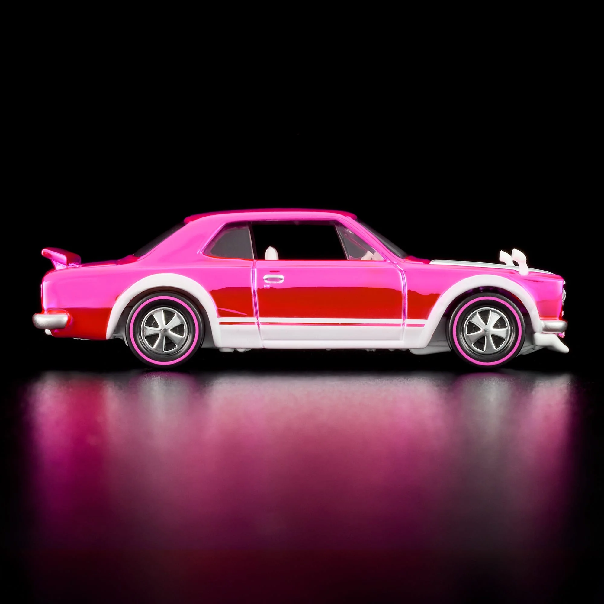 RLC Exclusive 1972 Skyline H/T 2000GT-R - Image 5