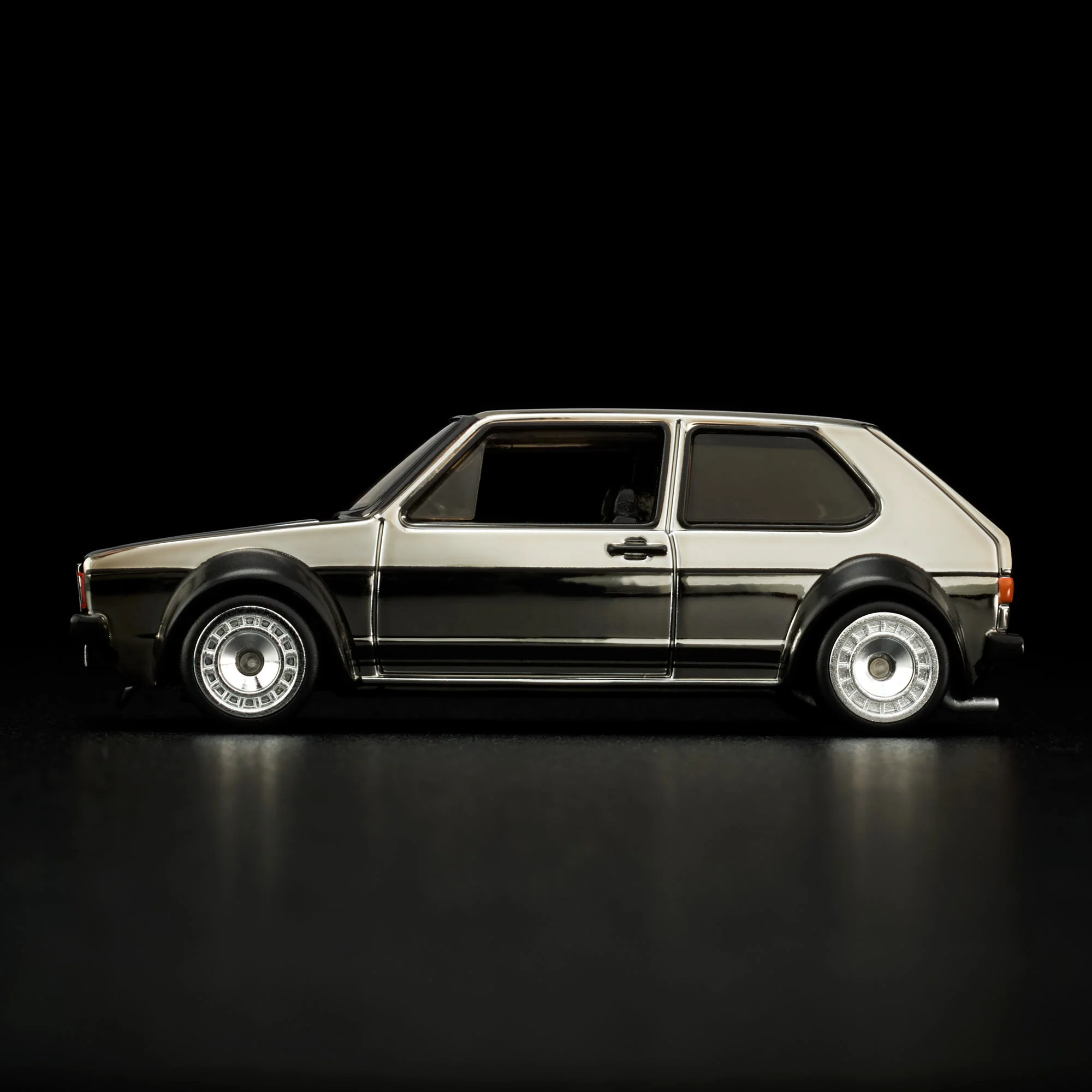RLC Exclusive 1976 Volkswagen Golf Mk1 GTI - Image 10