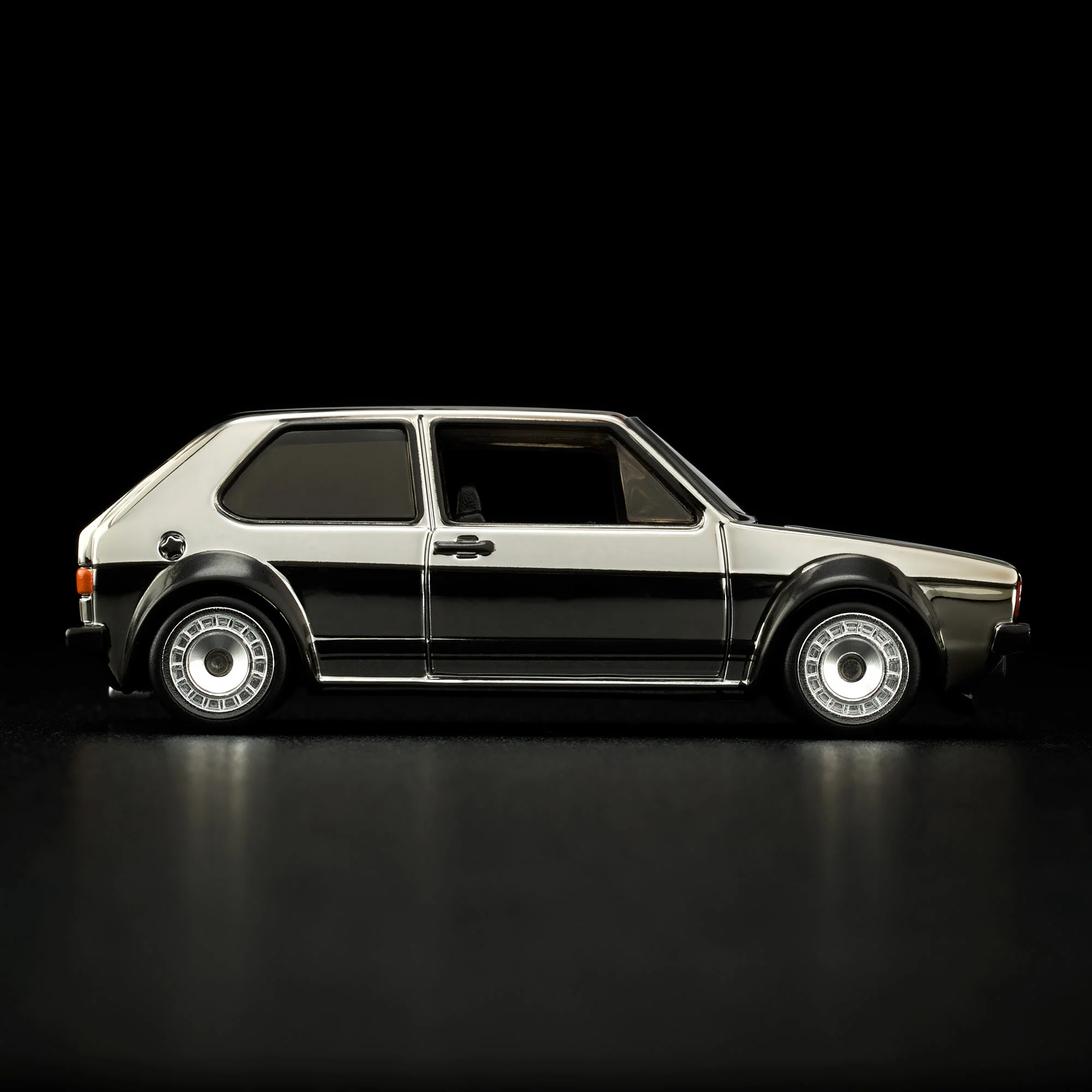 RLC Exclusive 1976 Volkswagen Golf Mk1 GTI - Image 12