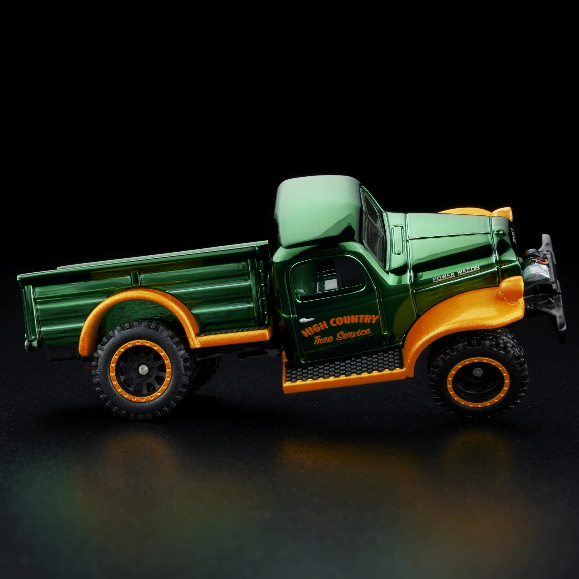 RLC Exclusive Holiday 1952 Dodge Power-Wagon - Image 3