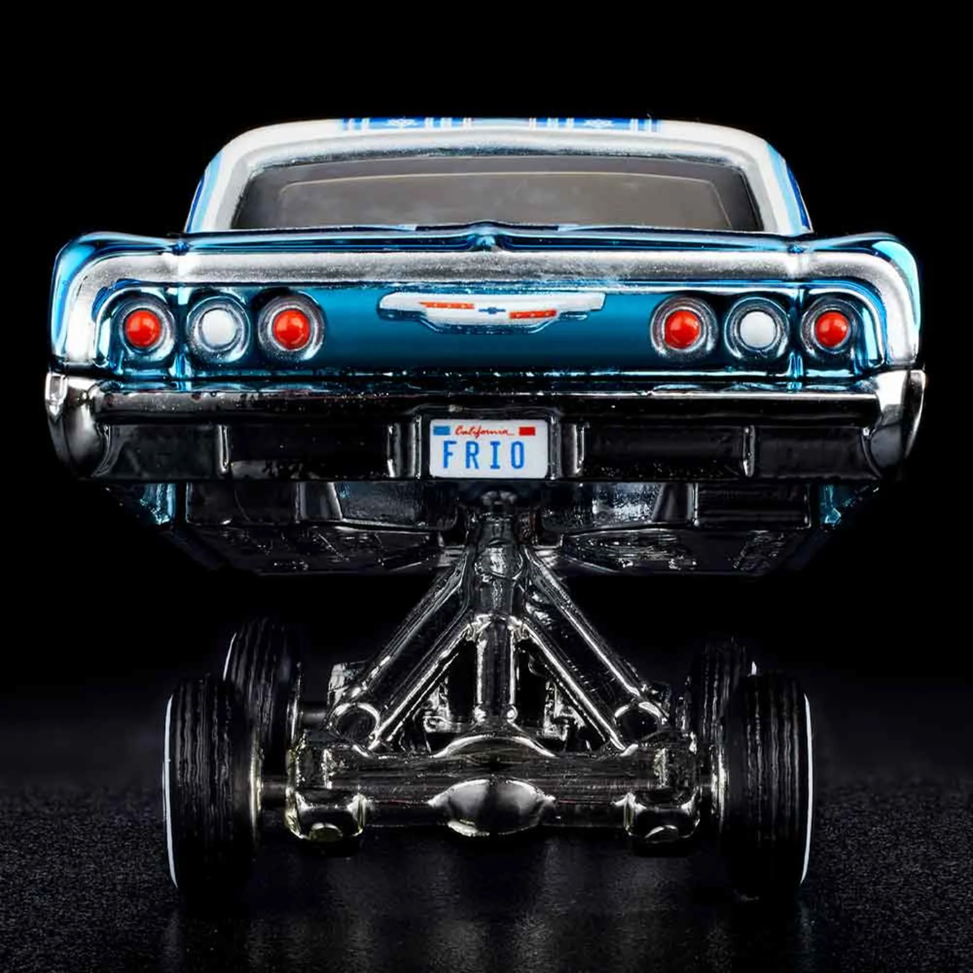 RLC Exclusive Holiday ’64 Impala - Image 11
