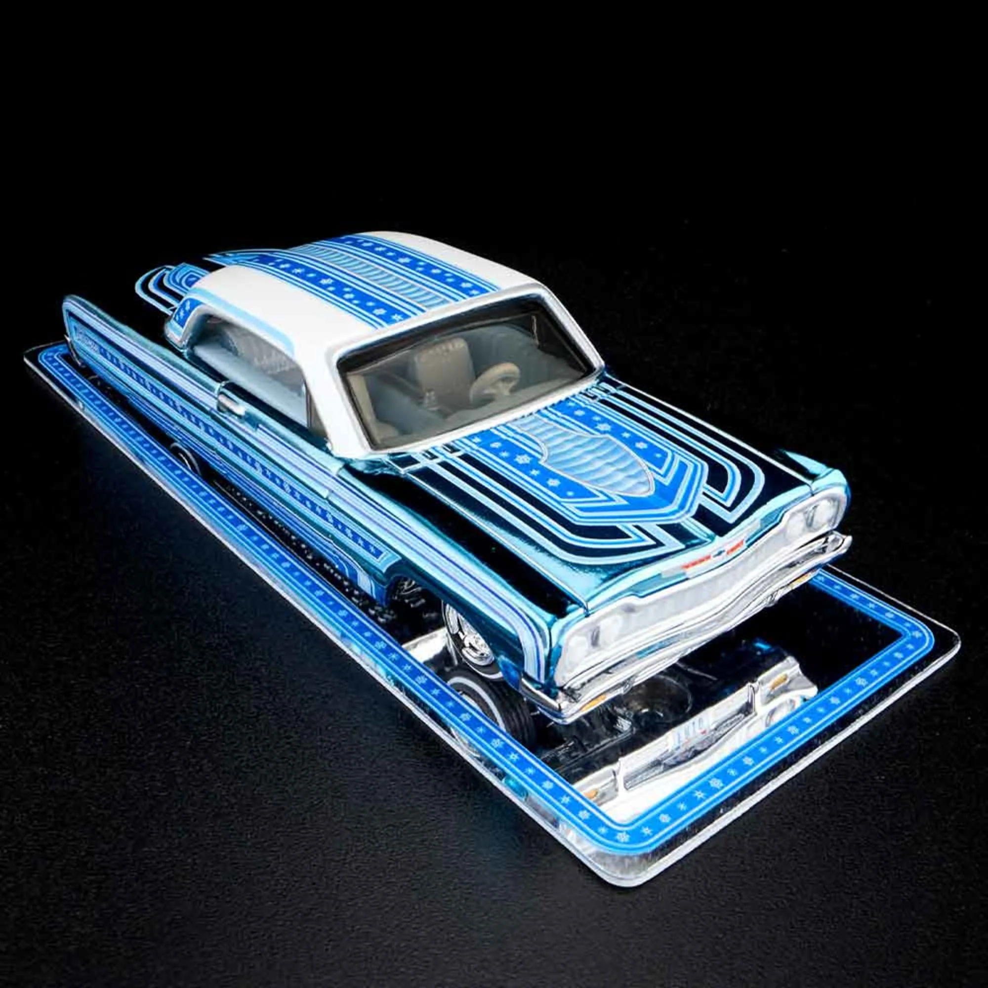 RLC Exclusive Holiday ’64 Impala - Image 7
