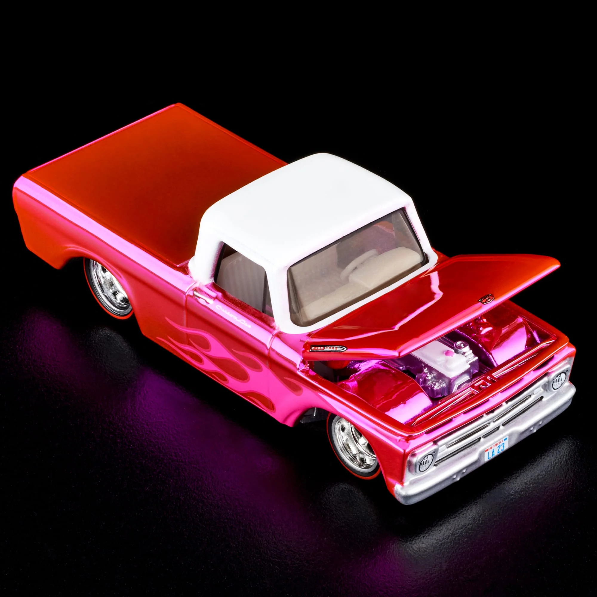 RLC Exclusive Pink Edition 1962 Ford F100 - Image 15