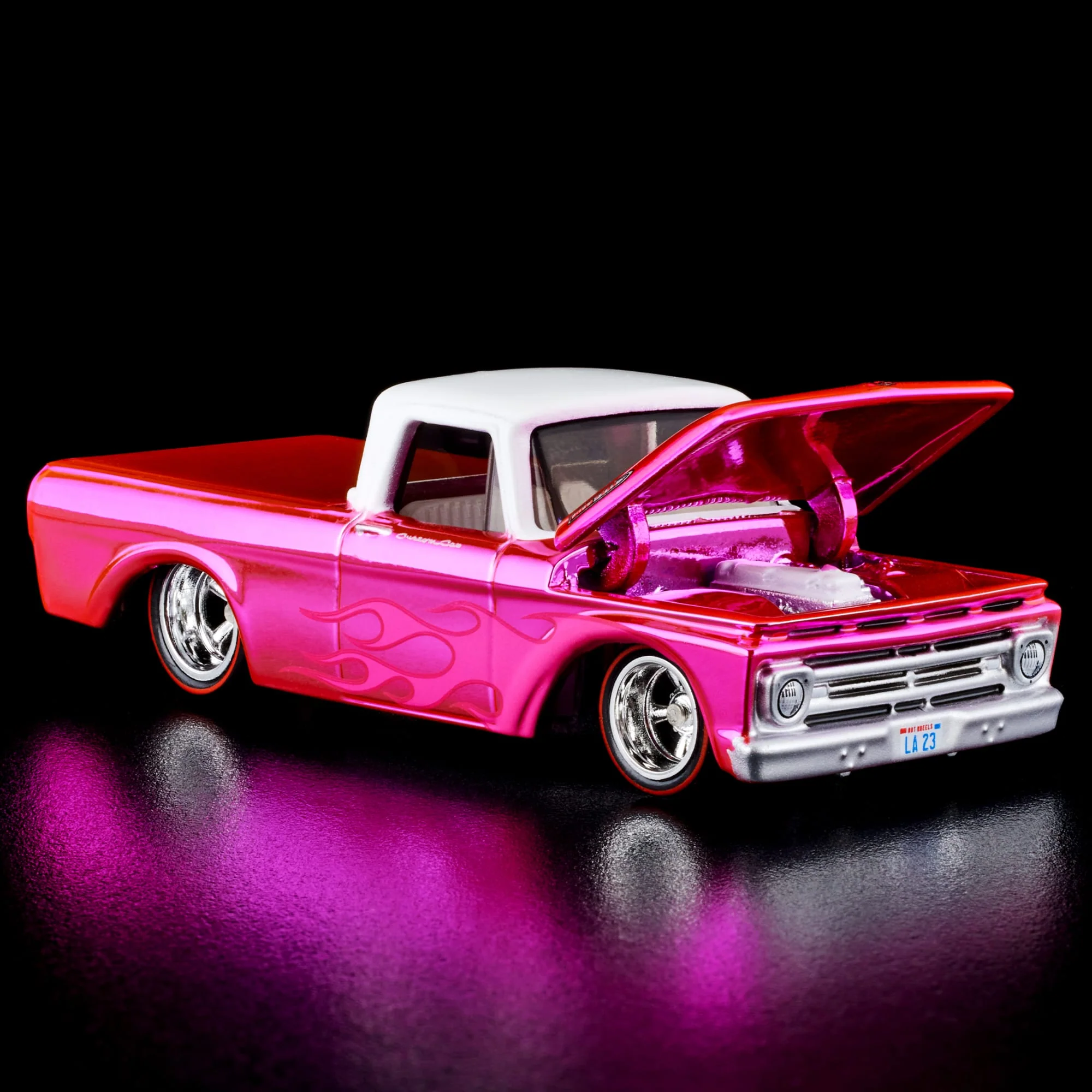 RLC Exclusive Pink Edition 1962 Ford F100 - Image 3