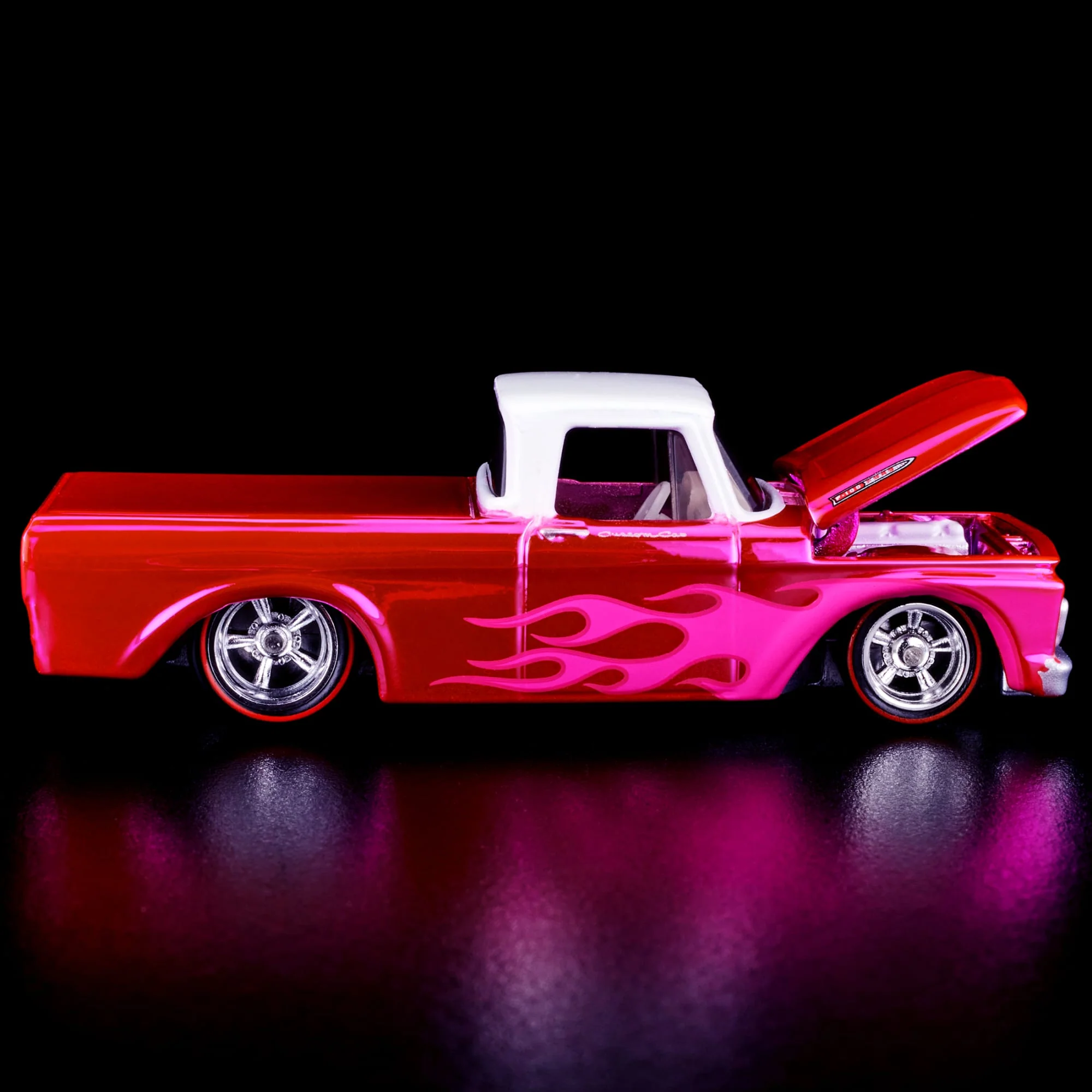 RLC Exclusive Pink Edition 1962 Ford F100 - Image 6