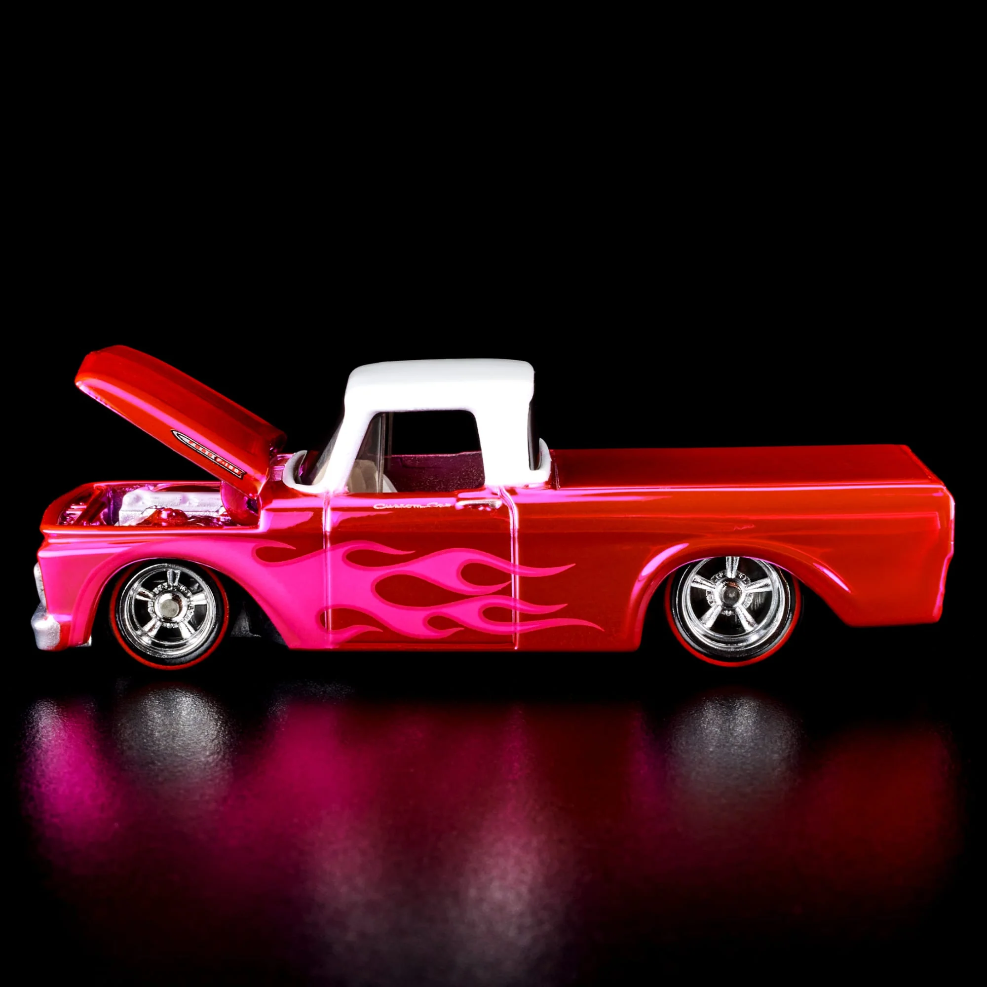 RLC Exclusive Pink Edition 1962 Ford F100 - Image 8