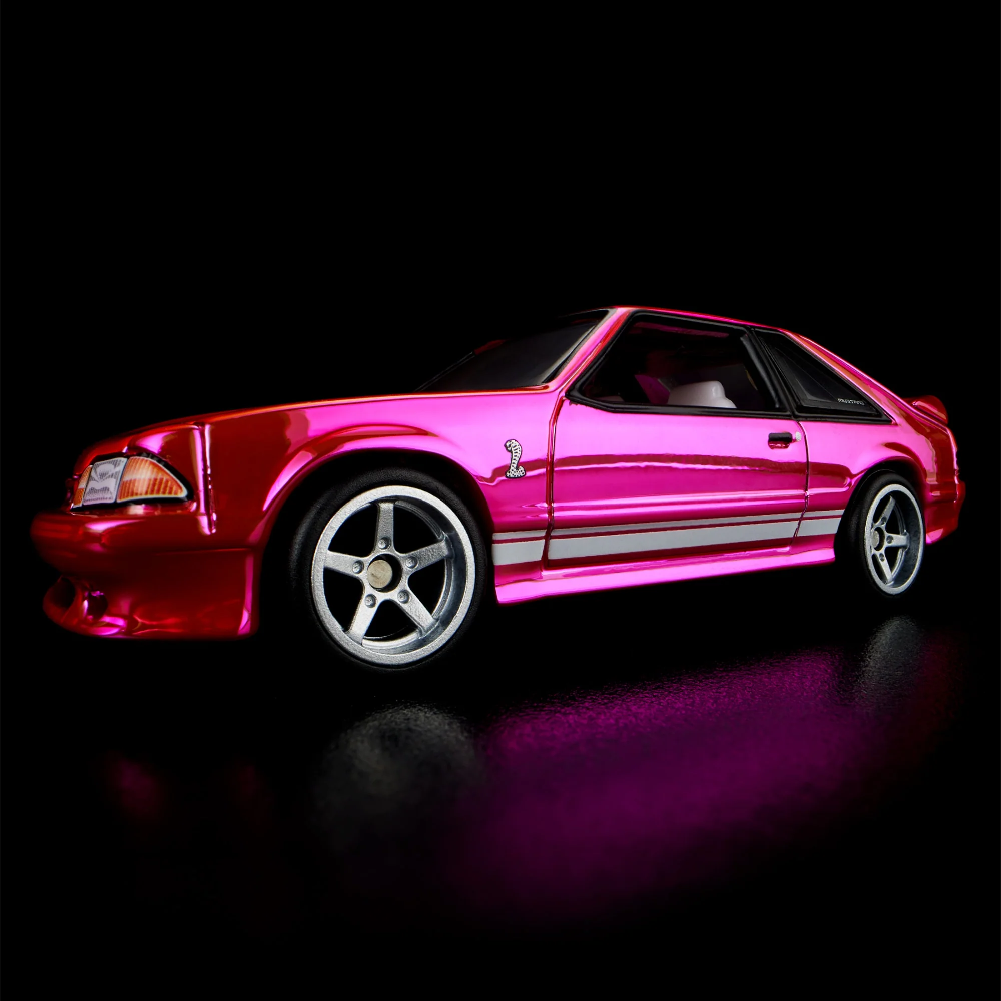 RLC Exclusive Pink Edition 1993 Ford Mustang Cobra R - Image 6