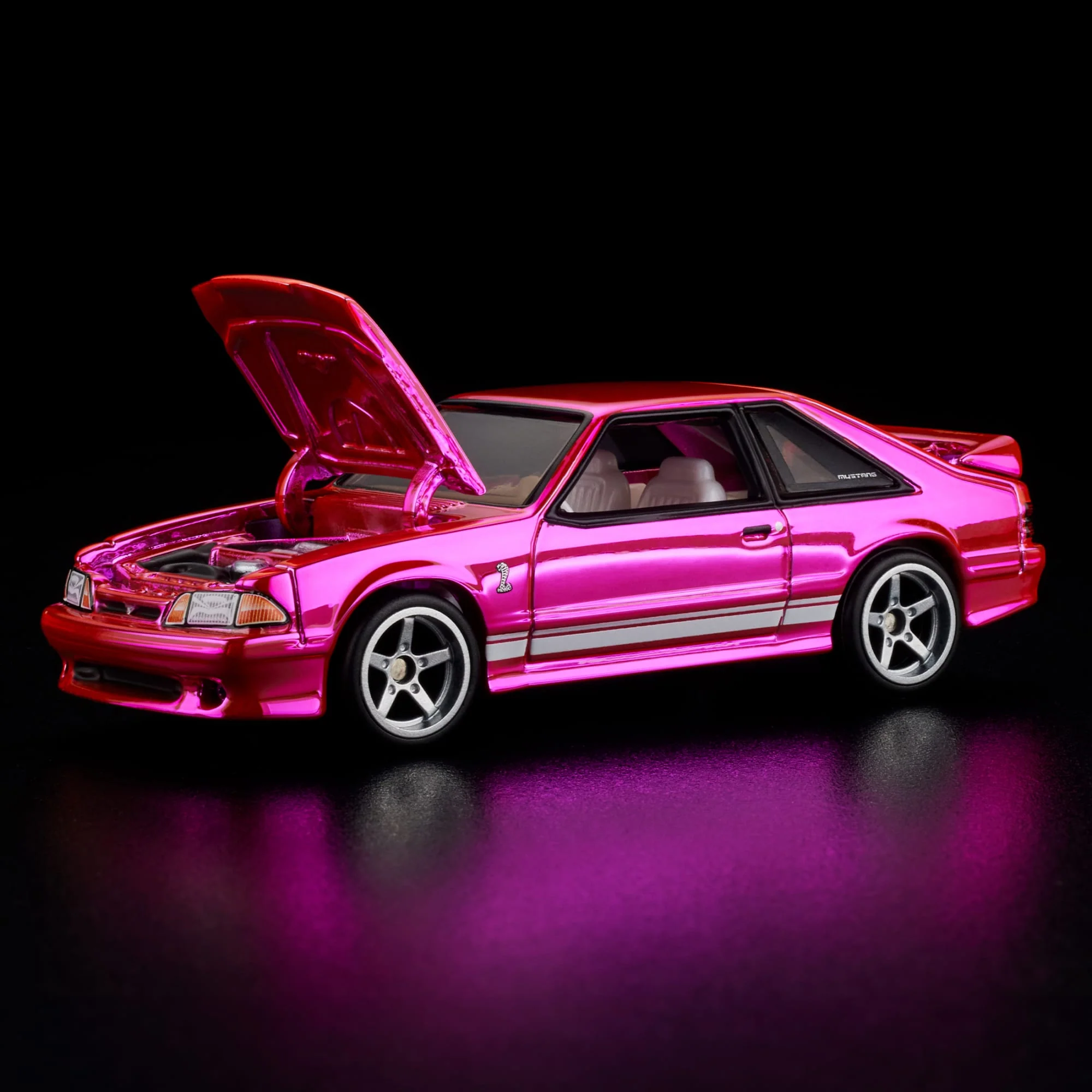 RLC Exclusive Pink Edition 1993 Ford Mustang Cobra R - Image 9