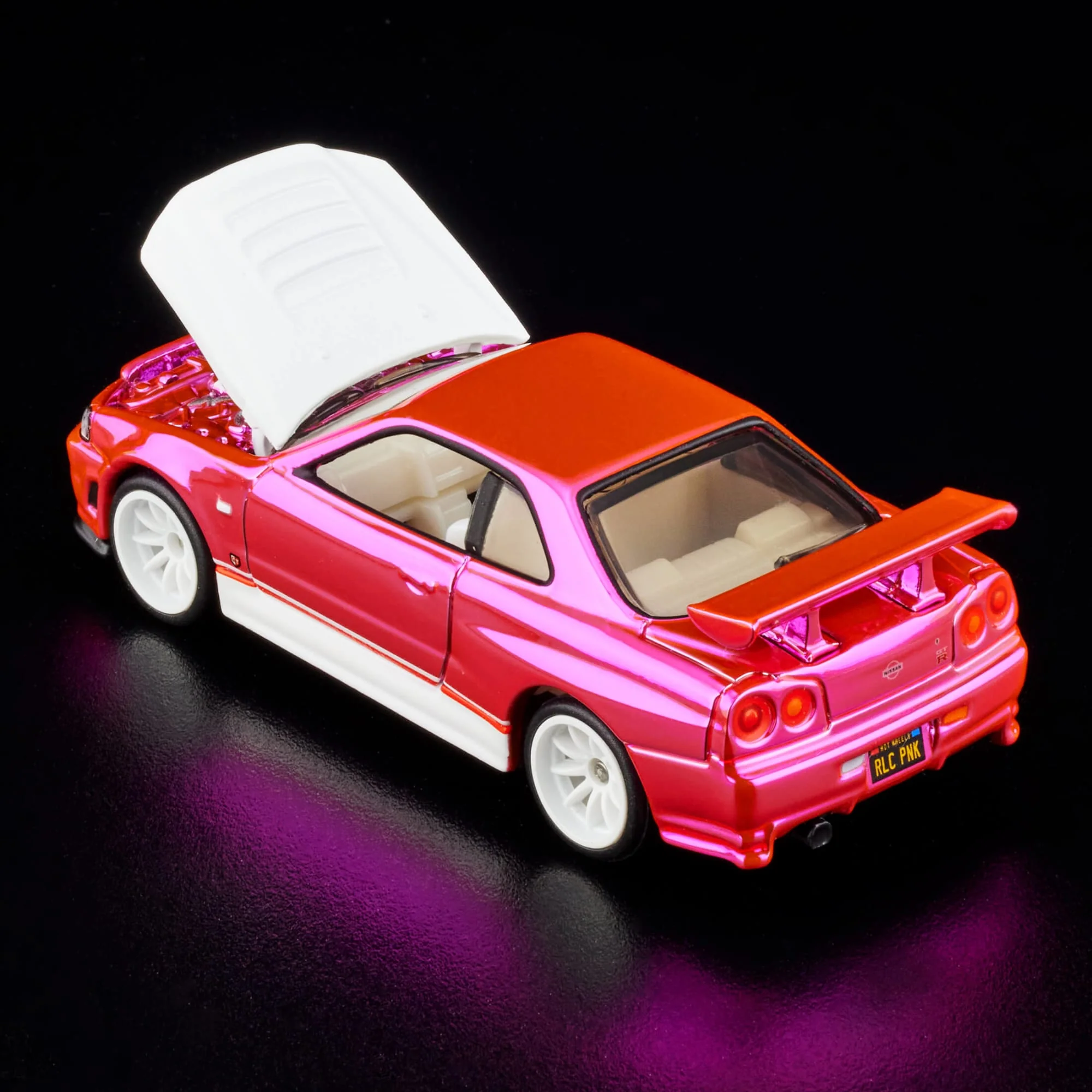 RLC Exclusive Pink Editions Nissan Skyline GT-R - Image 12