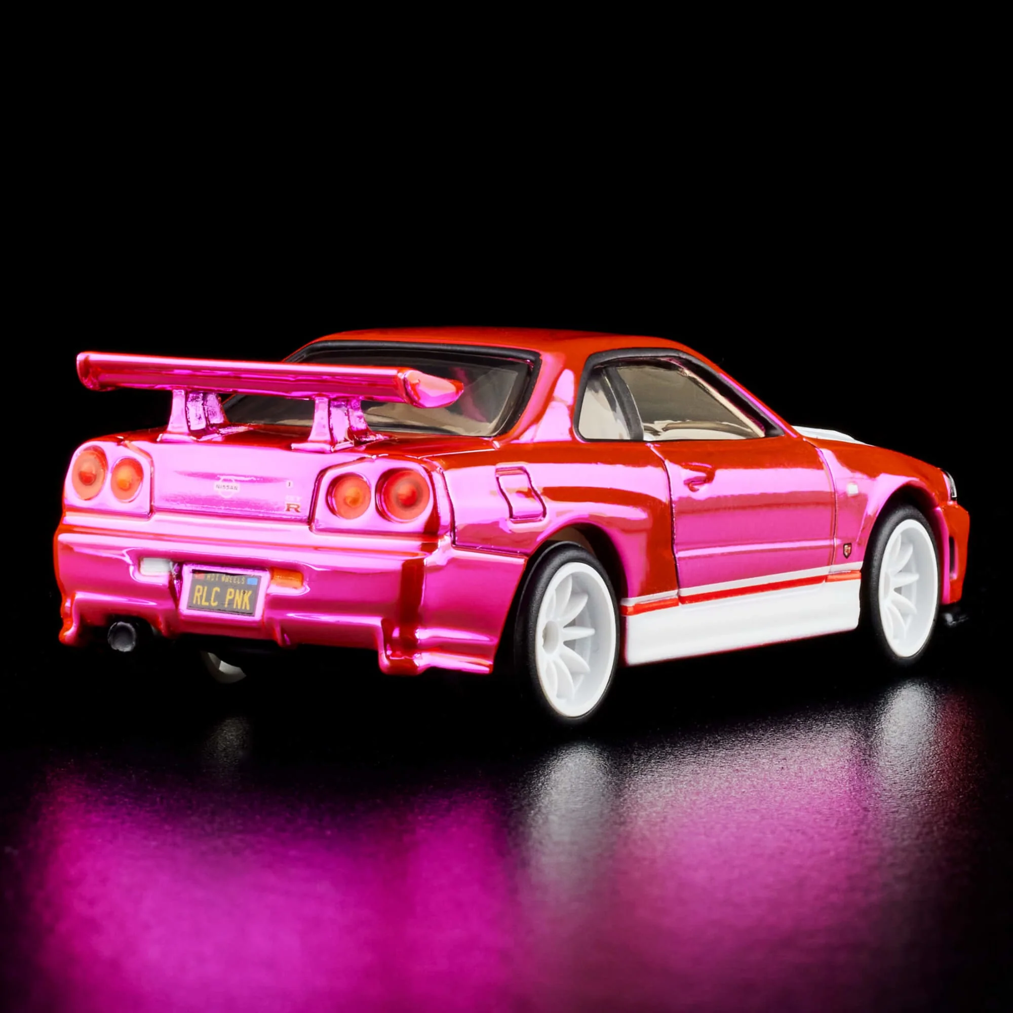 RLC Exclusive Pink Editions Nissan Skyline GT-R - Image 7