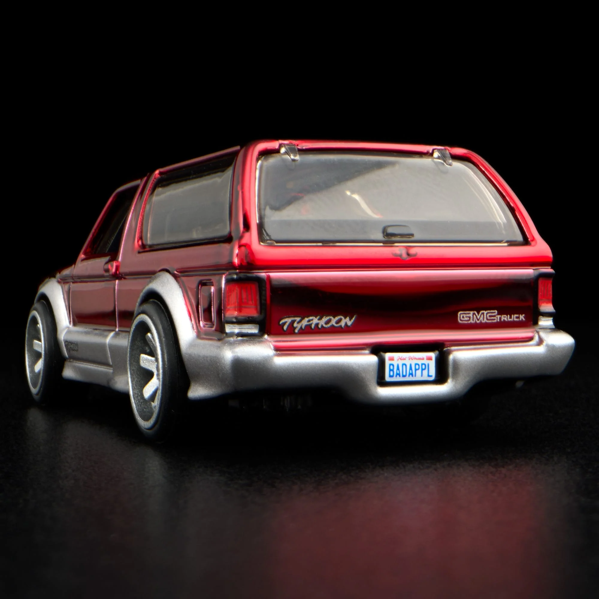 RLC 1992 GMC Typhoon - Image 14