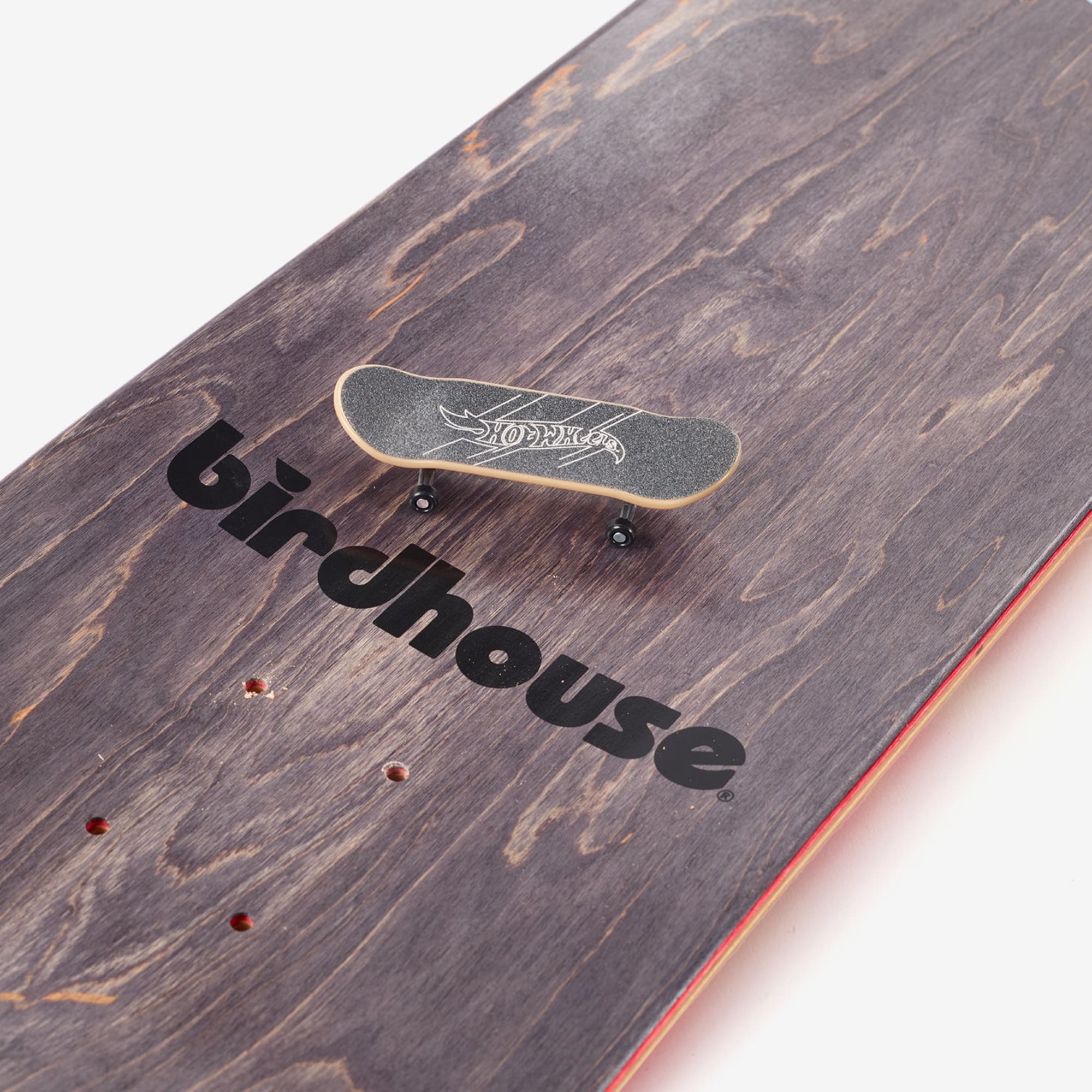 Tony Hawk x Hot Wheels Skate, Wildfire Deck & Fingerboard - Image 3